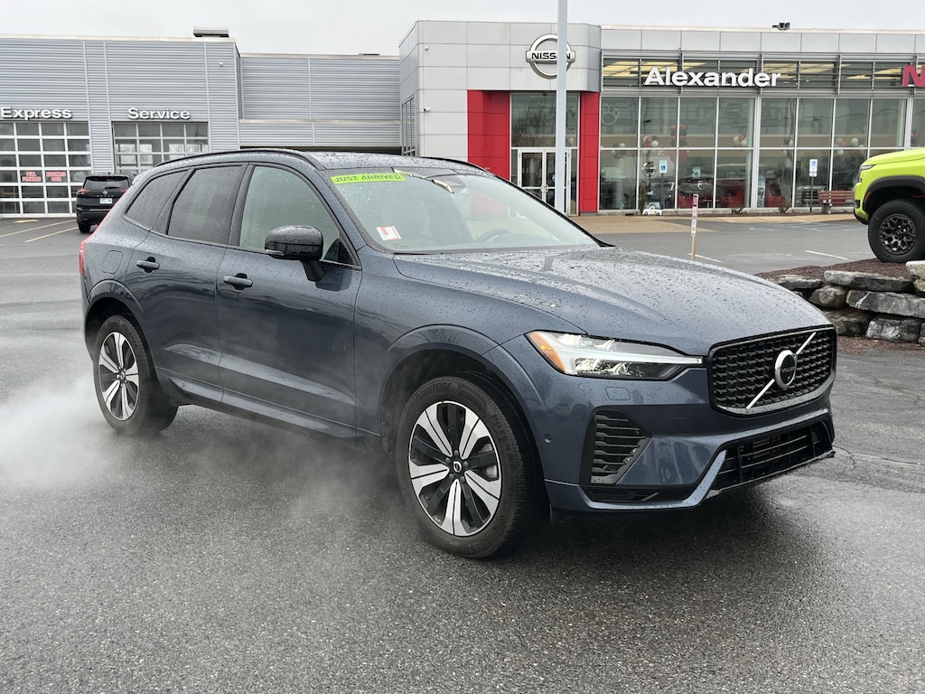 Used 2023 Volvo XC60 Recharge Plug-In Hybrid Plus Dark SUV