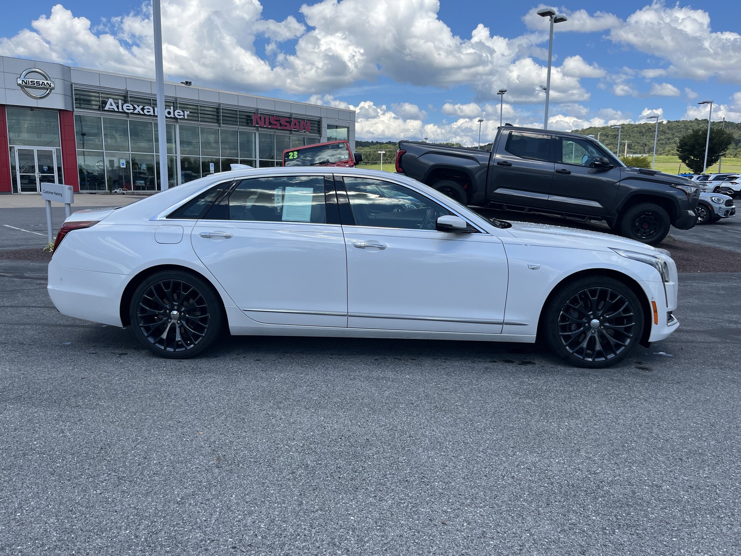 2018 Cadillac CT6 Luxury photo 2