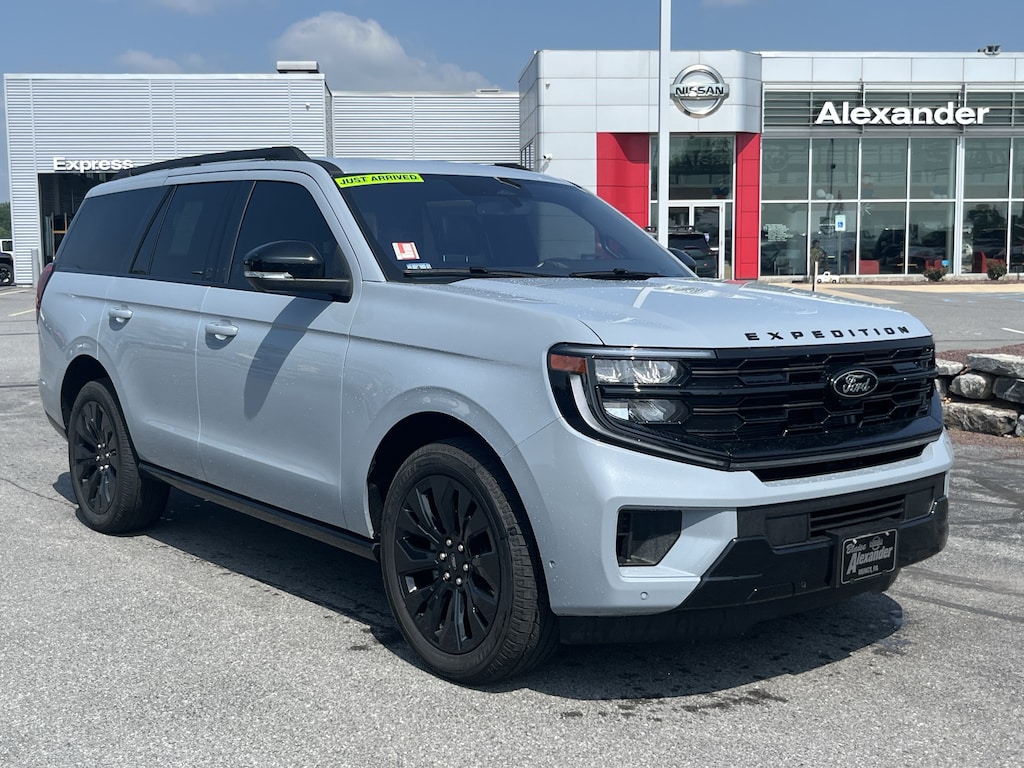 Used 2025 Ford Expedition Platinum SUV