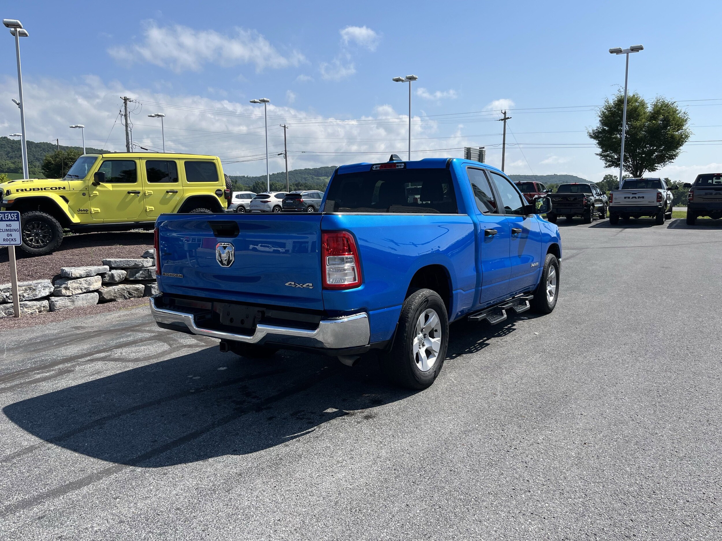 2023 Ram 1500 Big Horn Lone Star photo 3