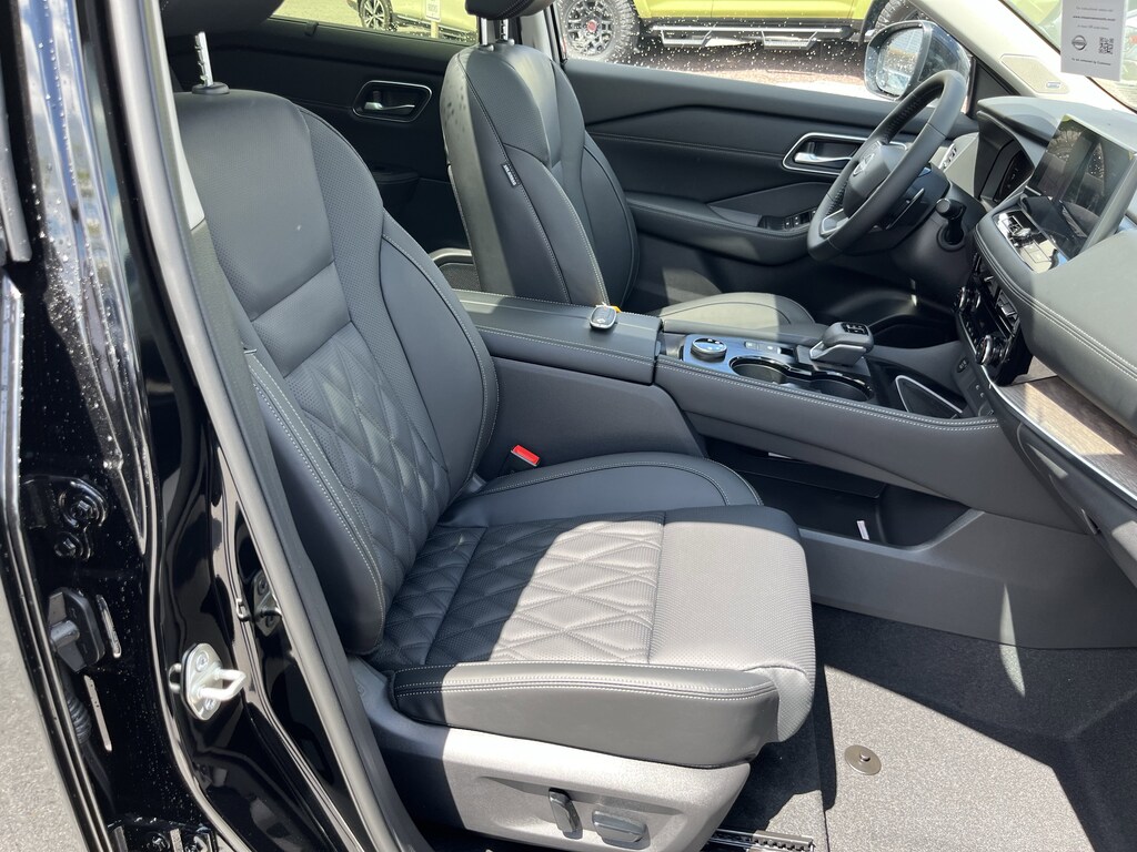 New 2026 Nissan Rogue Platinum SUV