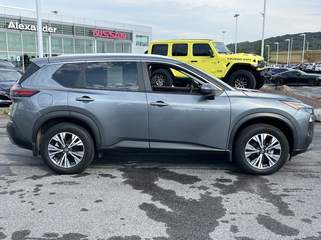 Used 2023 Nissan Rogue SV SUV