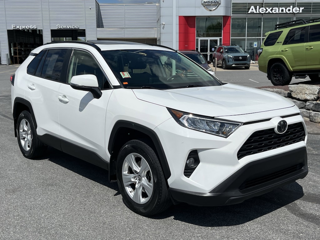 Used 2019 Toyota RAV4 XLE SUV