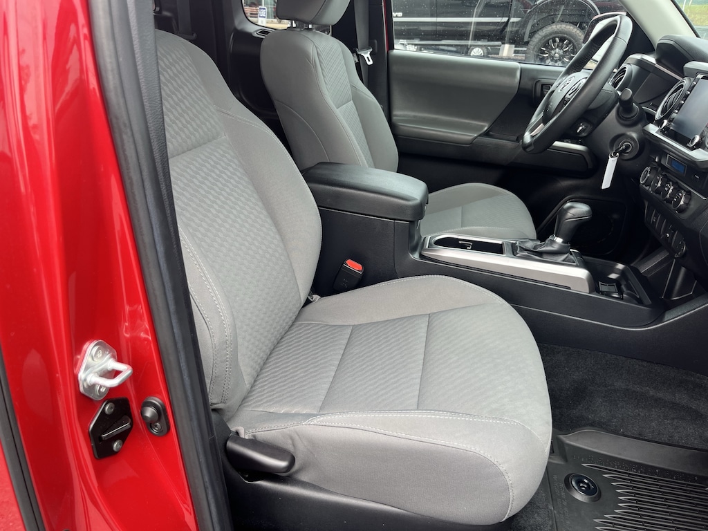 Used 2022 Toyota Tacoma SR5 V6 Truck Access Cab
