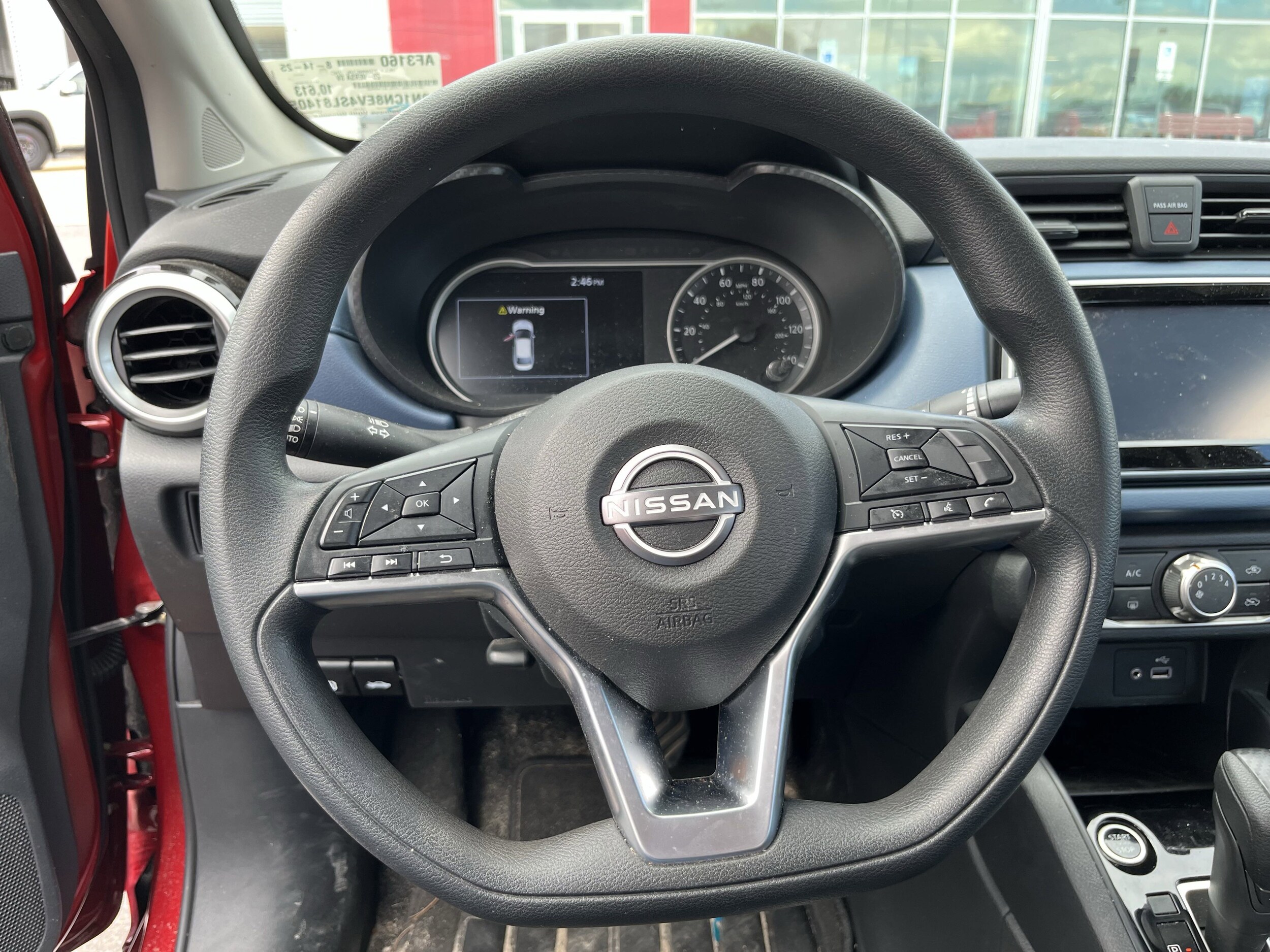2025 Nissan Versa 1.6 SV photo 2