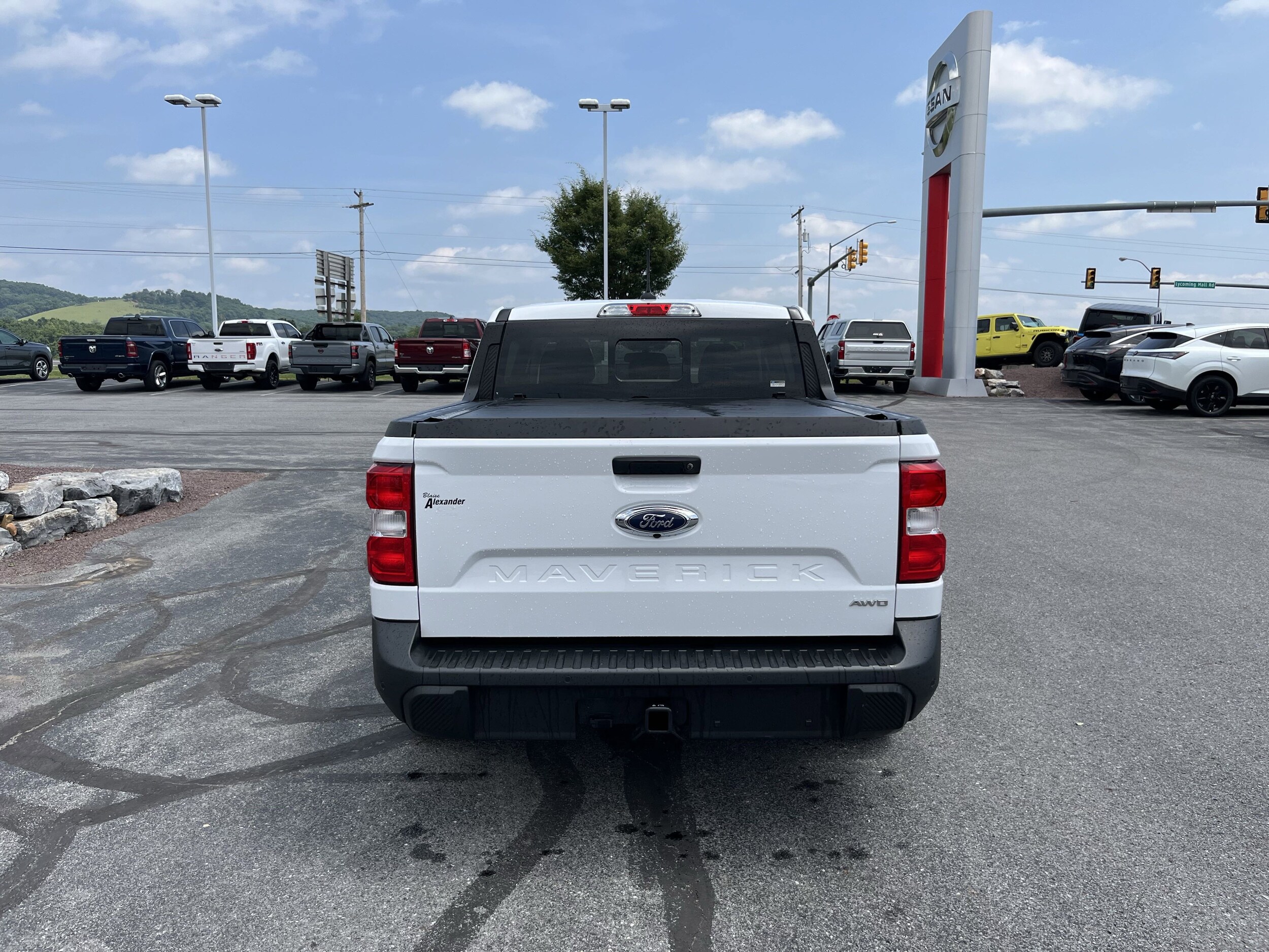 2024 Ford Maverick Lariat photo 3
