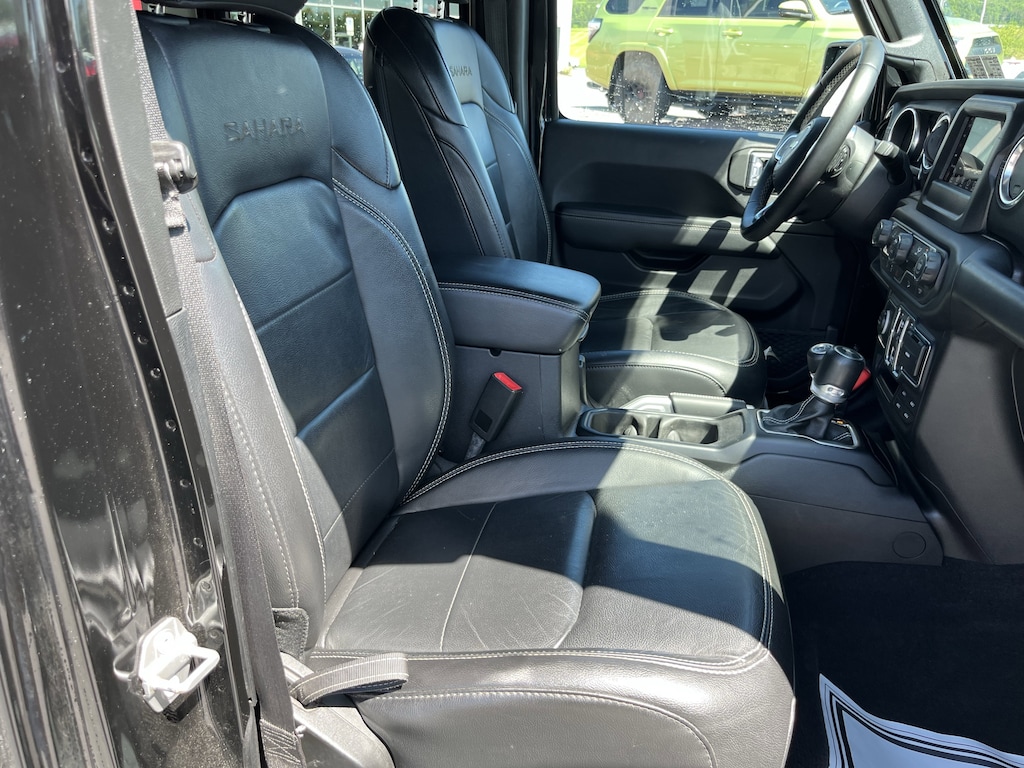 Used 2018 Jeep Wrangler Unlimited Sahara 4x4 SUV