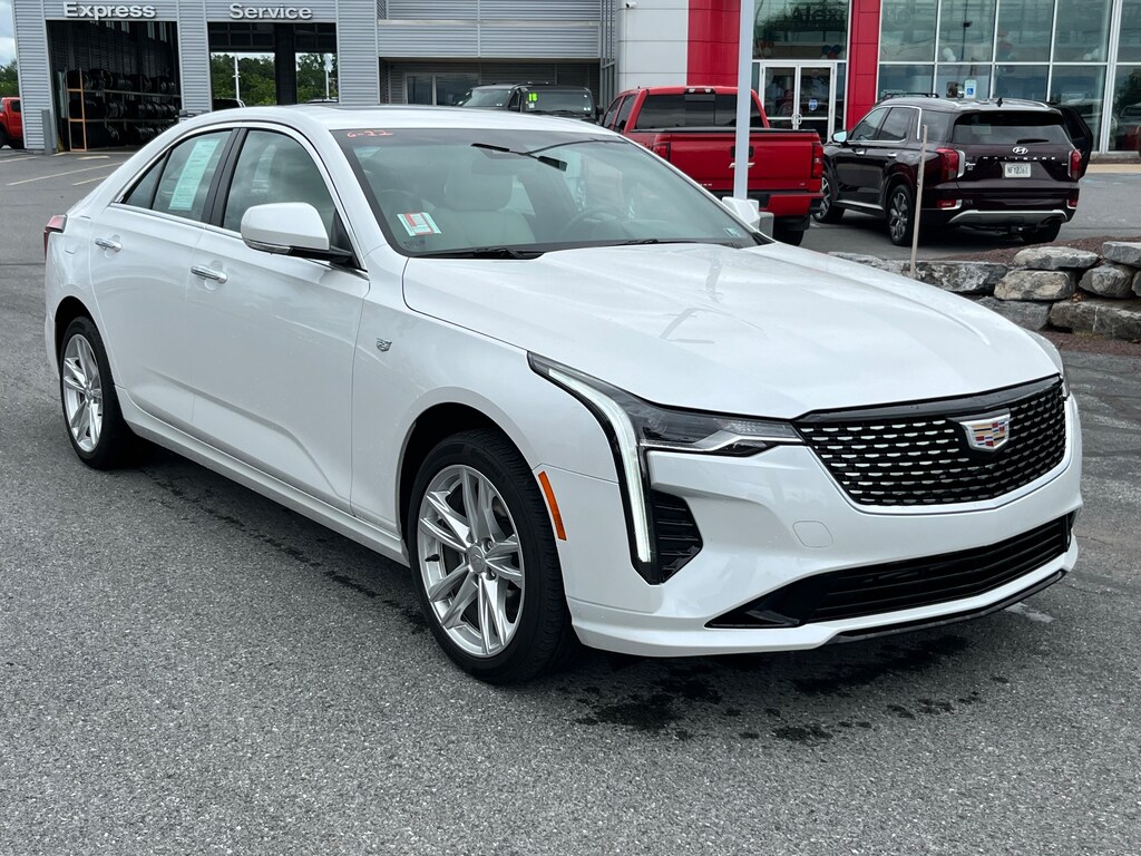 Used 2025 CADILLAC CT4 Luxury Sedan