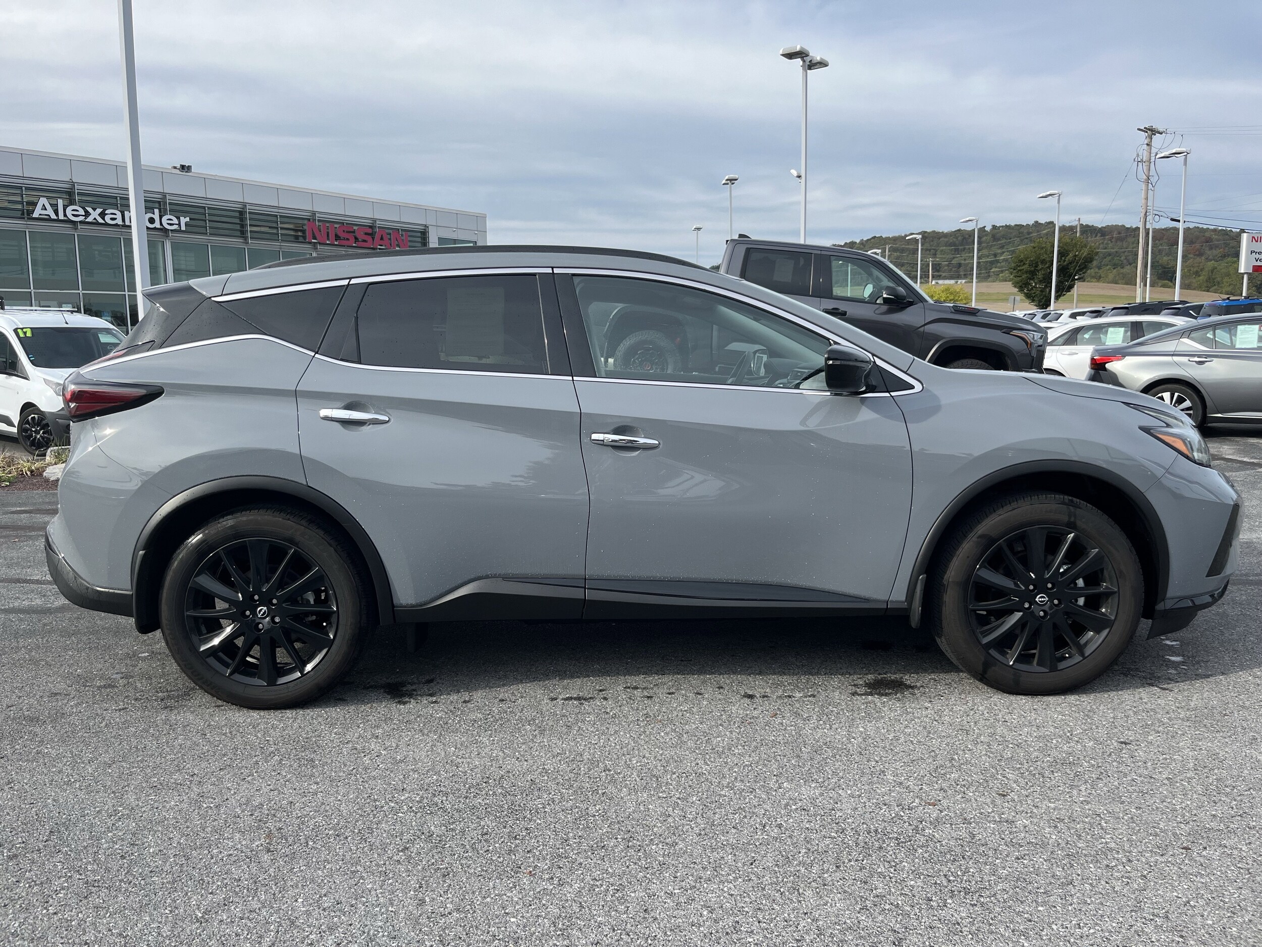 2024 Nissan Murano SV photo 2