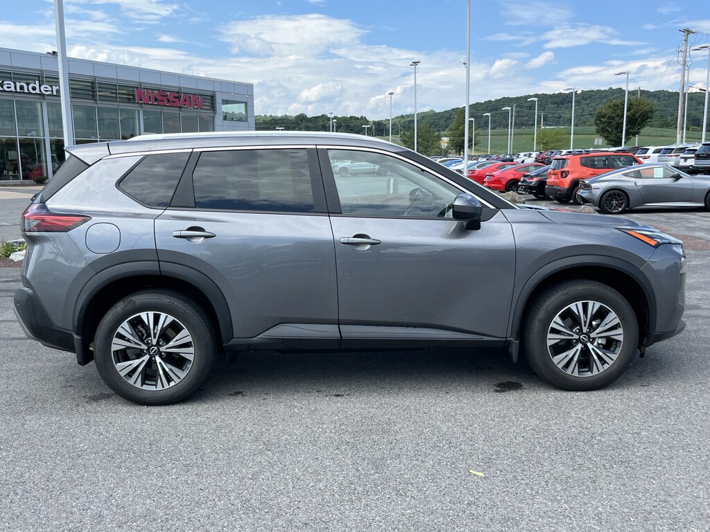 Used 2023 Nissan Rogue SV SUV