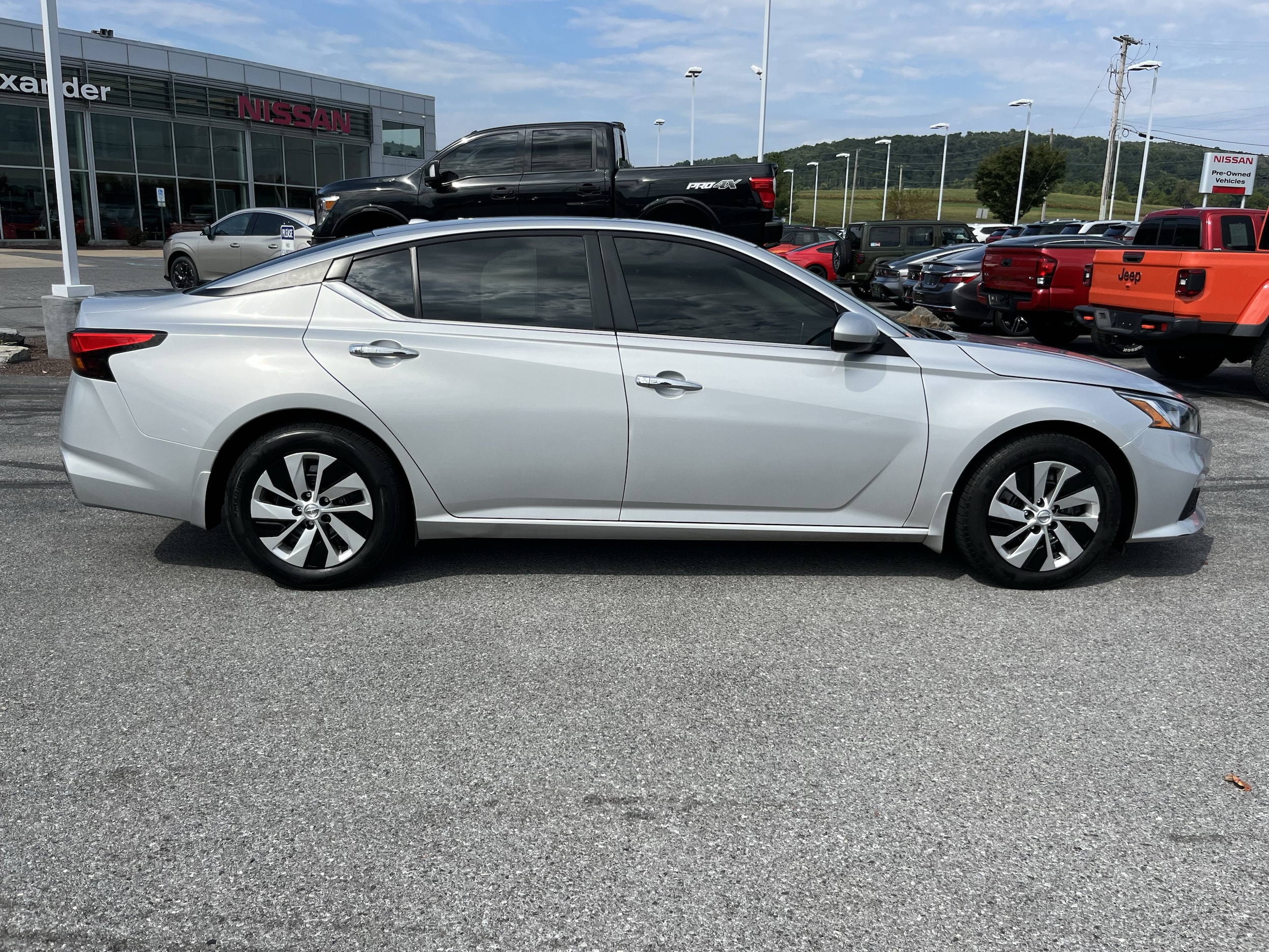 Used 2020 Nissan Altima S with VIN 1N4BL4BVXLC278123 for sale in Montoursville, PA