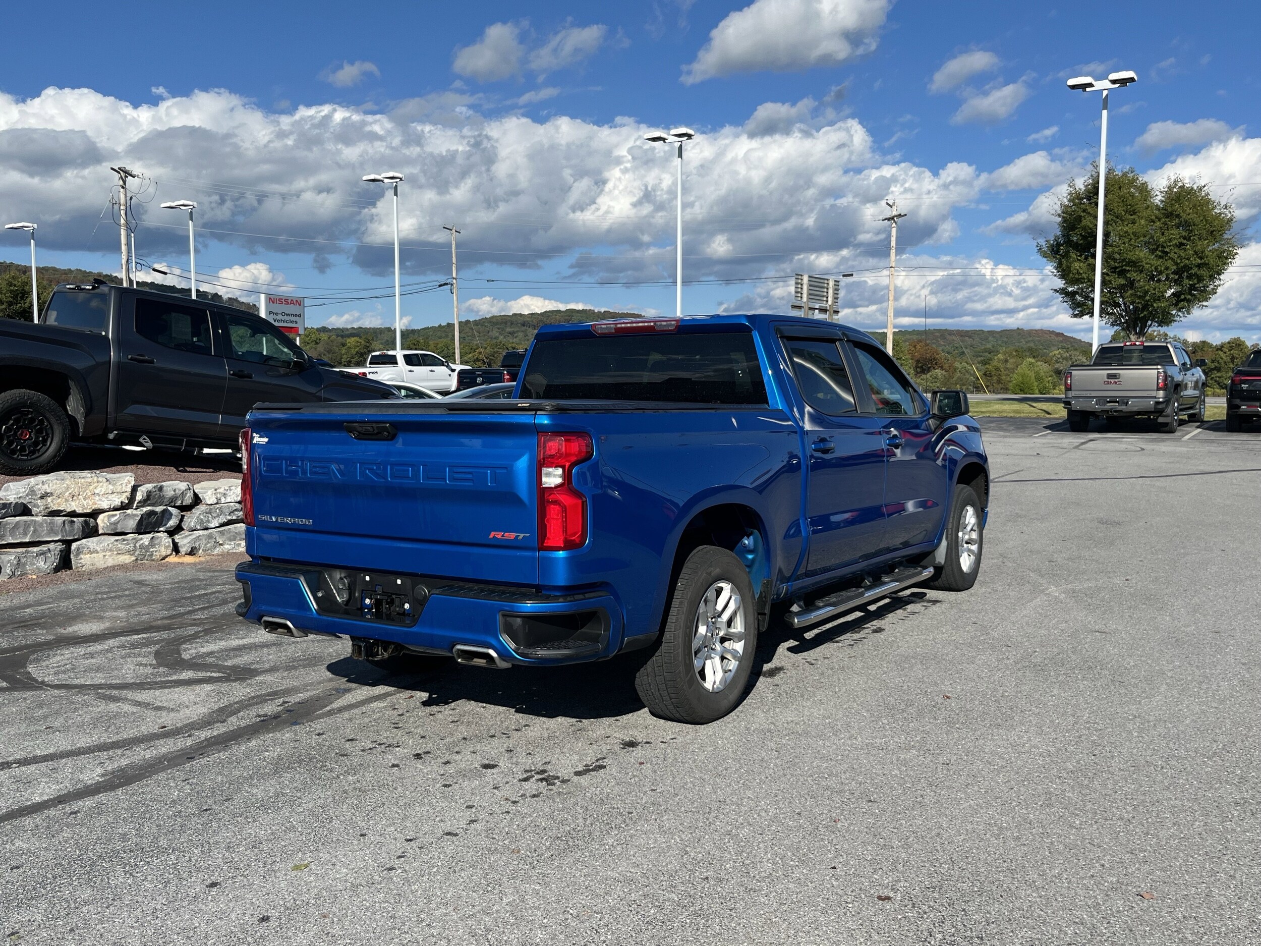 2022 Chevrolet Silverado 1500 RST photo 3
