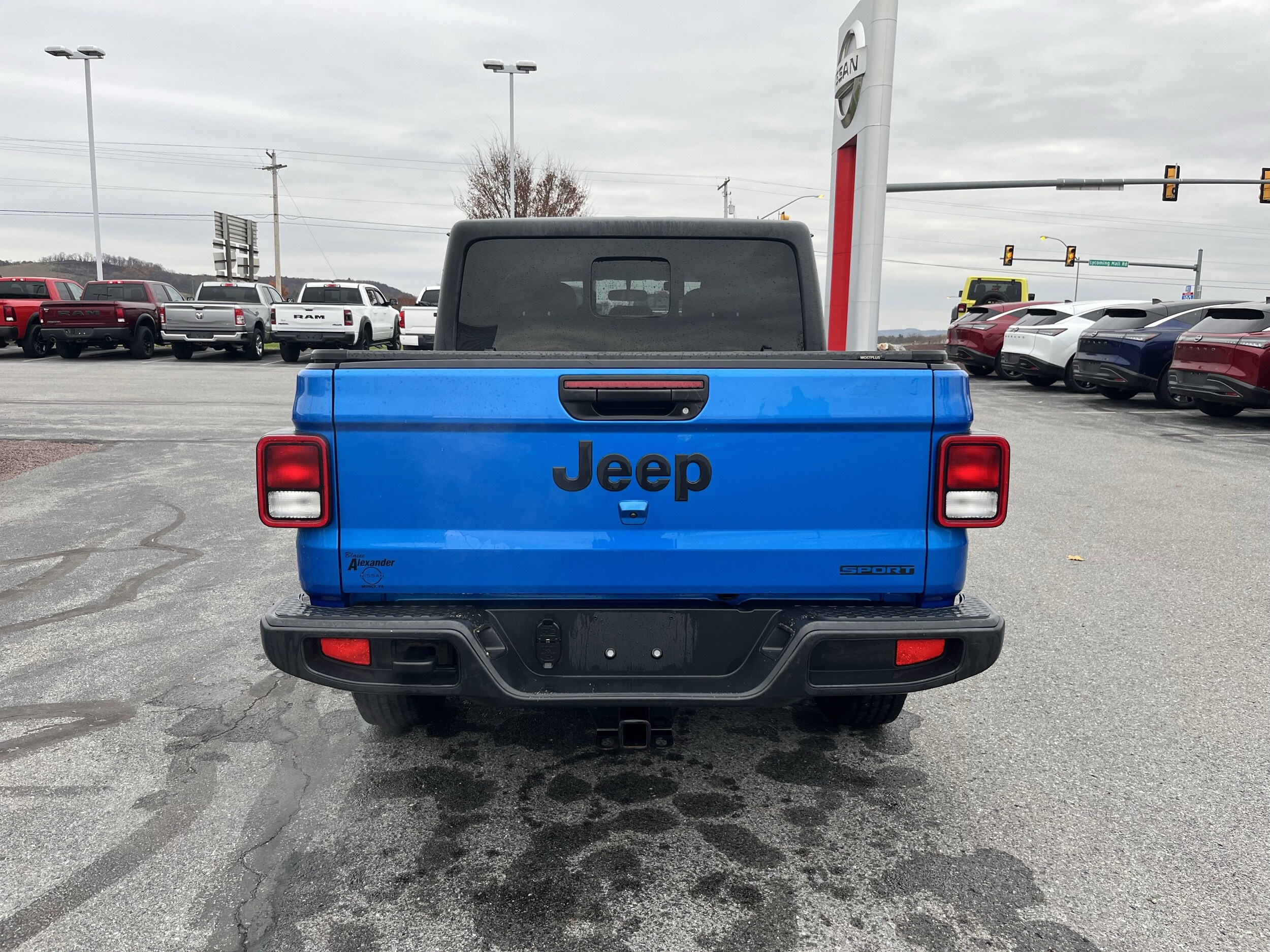 2021 Jeep Gladiator Sport S photo 4