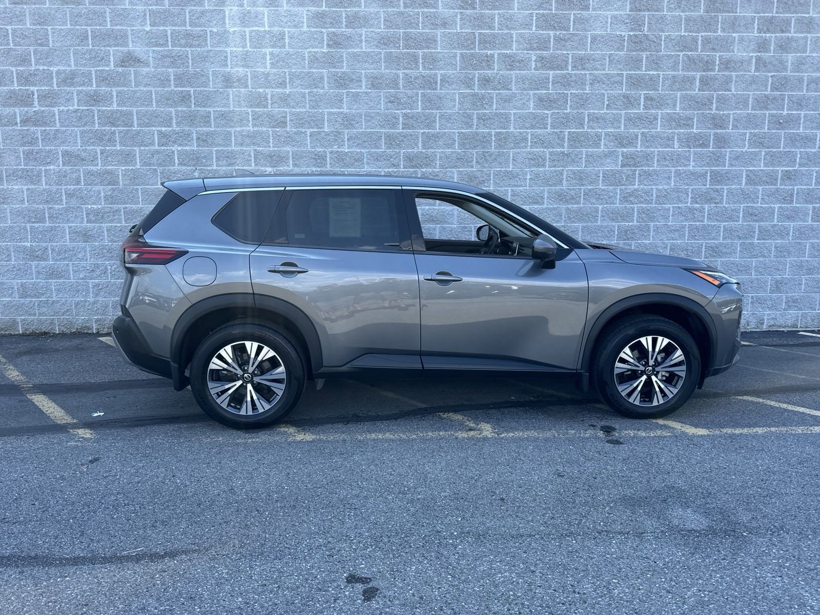 Used 2021 Nissan Rogue SV with VIN 5N1AT3BB0MC703707 for sale in Muncy, PA