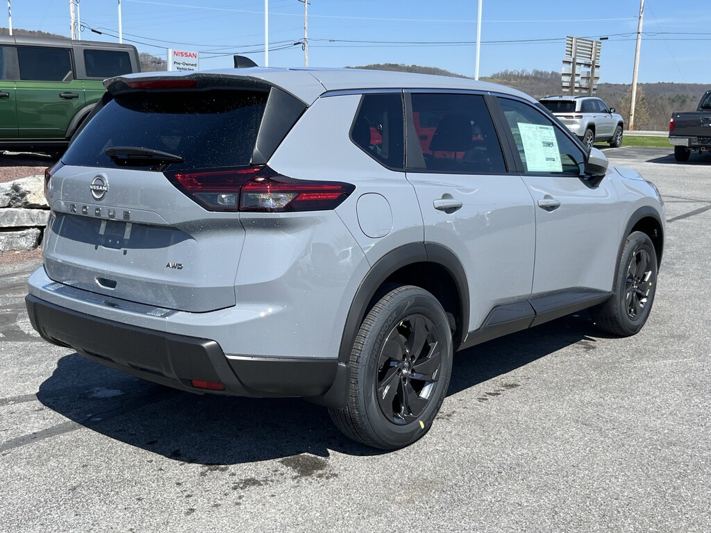 New 2026 Nissan Rogue SV SUV