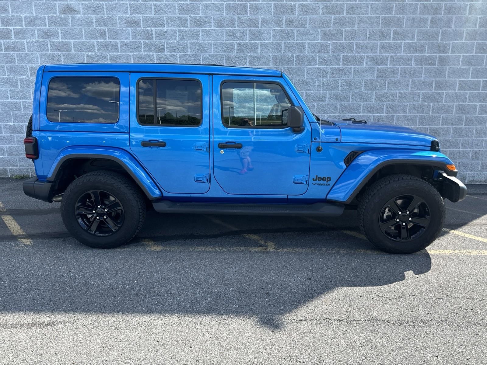 Used 2022 Jeep Wrangler Unlimited Sahara Altitude with VIN 1C4HJXEN5NW238881 for sale in Muncy, PA