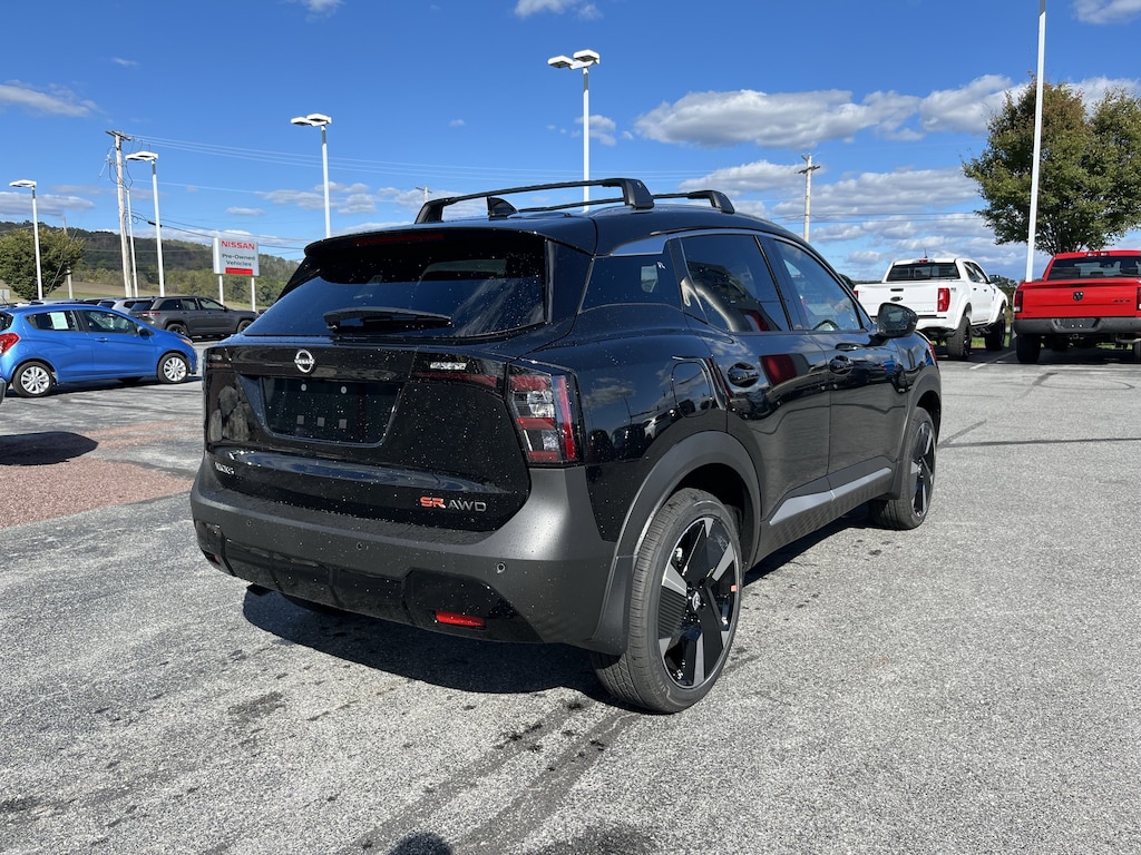 New 2026 Nissan Kicks SR SUV