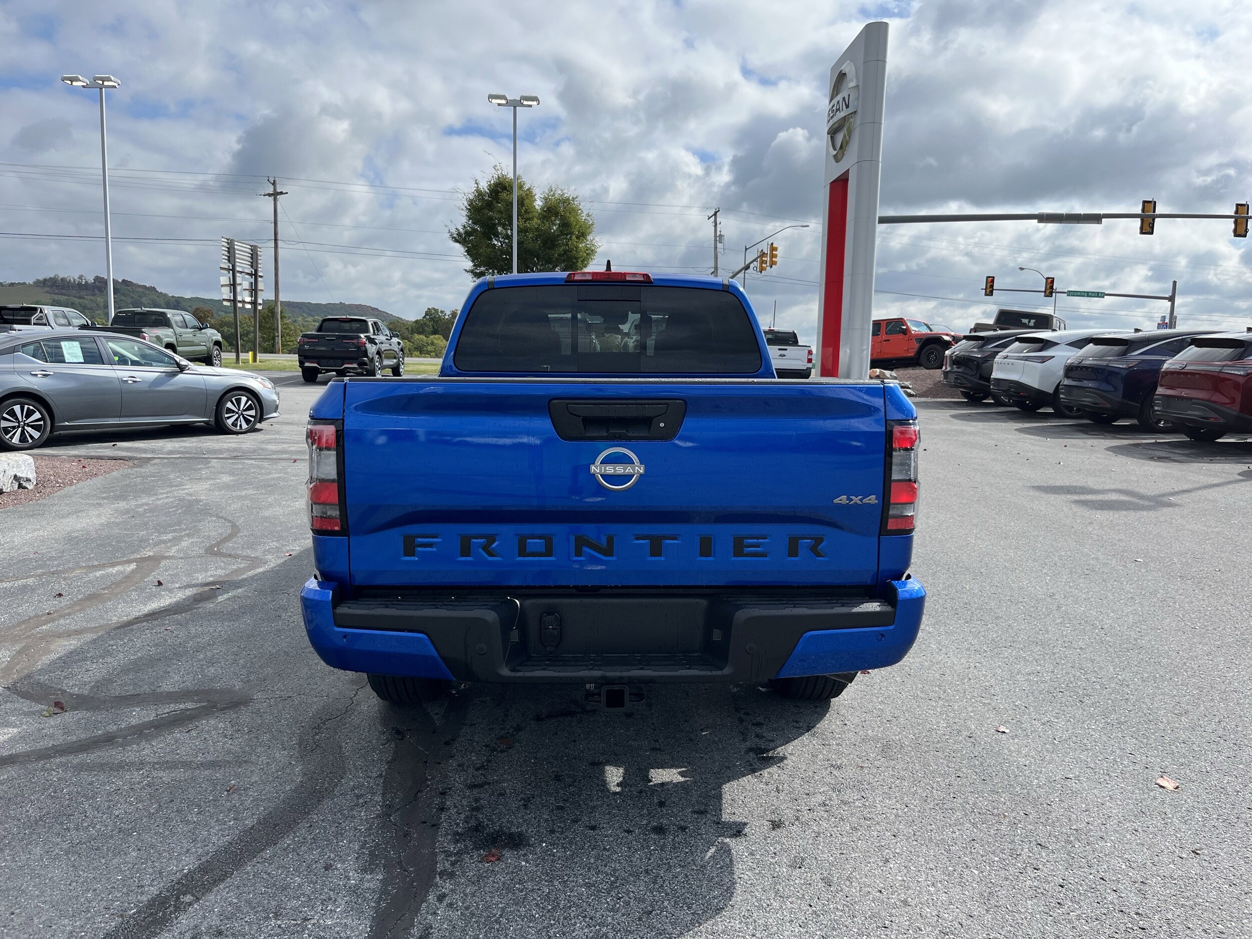 2026 Nissan Frontier SV photo 4