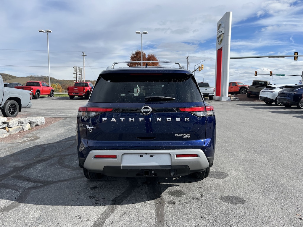 New 2025 Nissan Pathfinder Platinum SUV