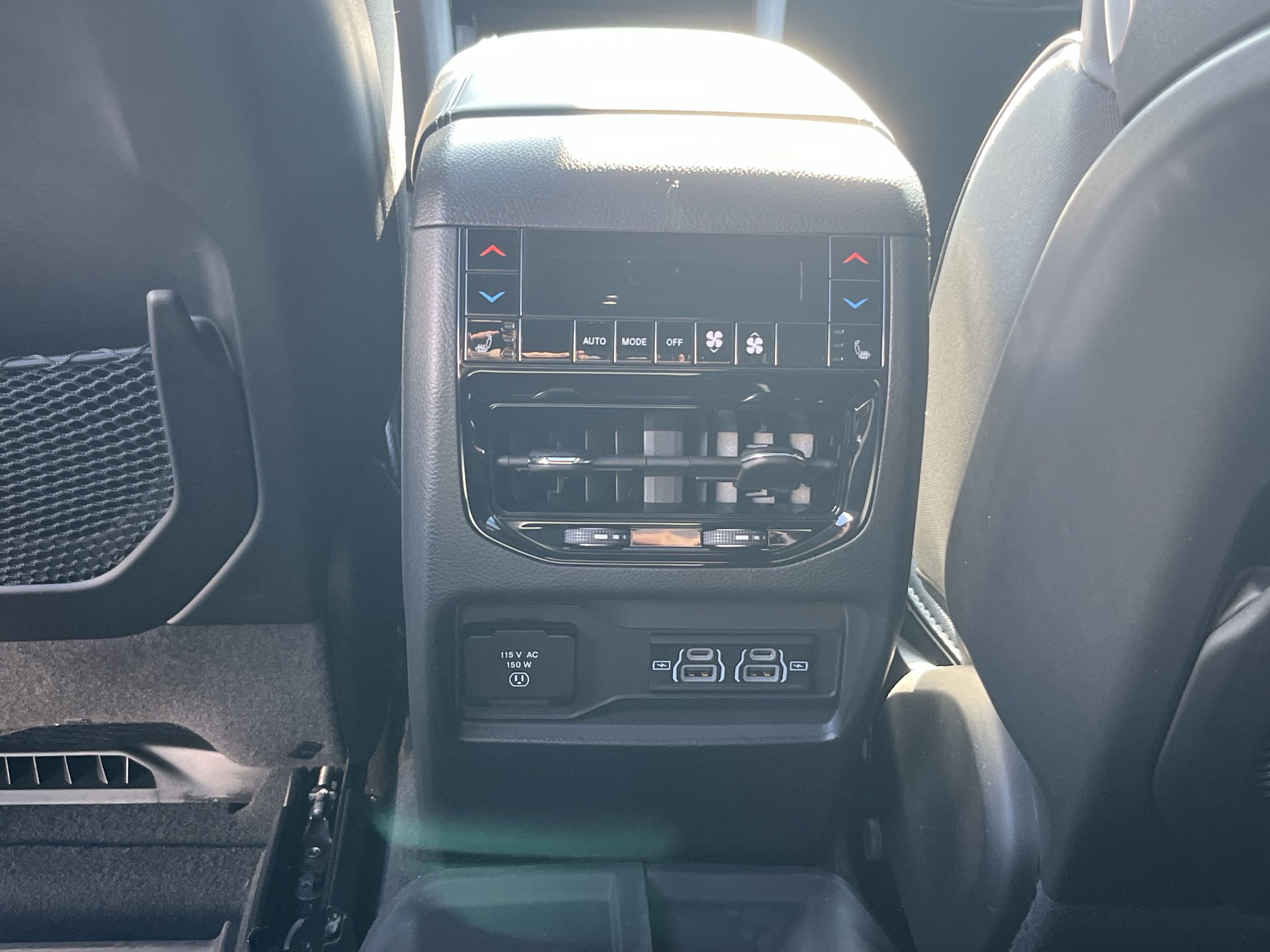 2024 Jeep Grand Cherokee Overland 4xe - Photo 14