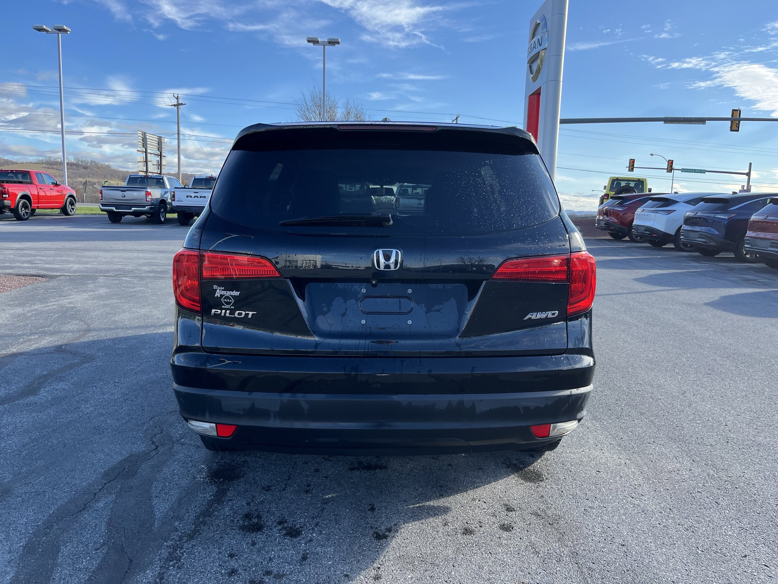 2017 Honda Pilot EX-L photo 4