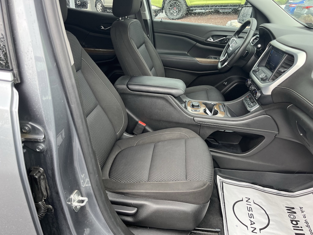 Used 2021 GMC Acadia SLE SUV