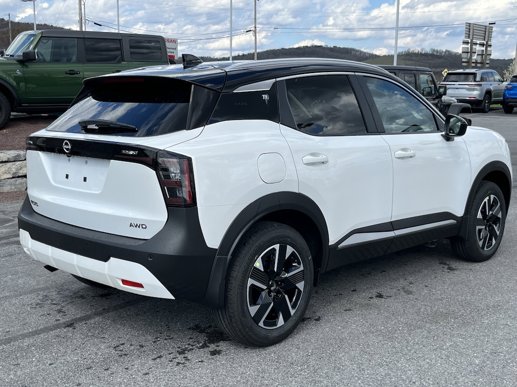 New 2026 Nissan Kicks SV SUV