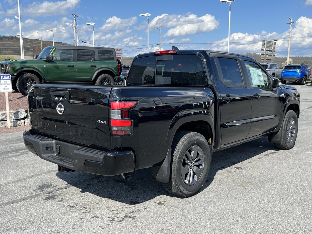 New 2026 Nissan Frontier SV Truck Crew Cab
