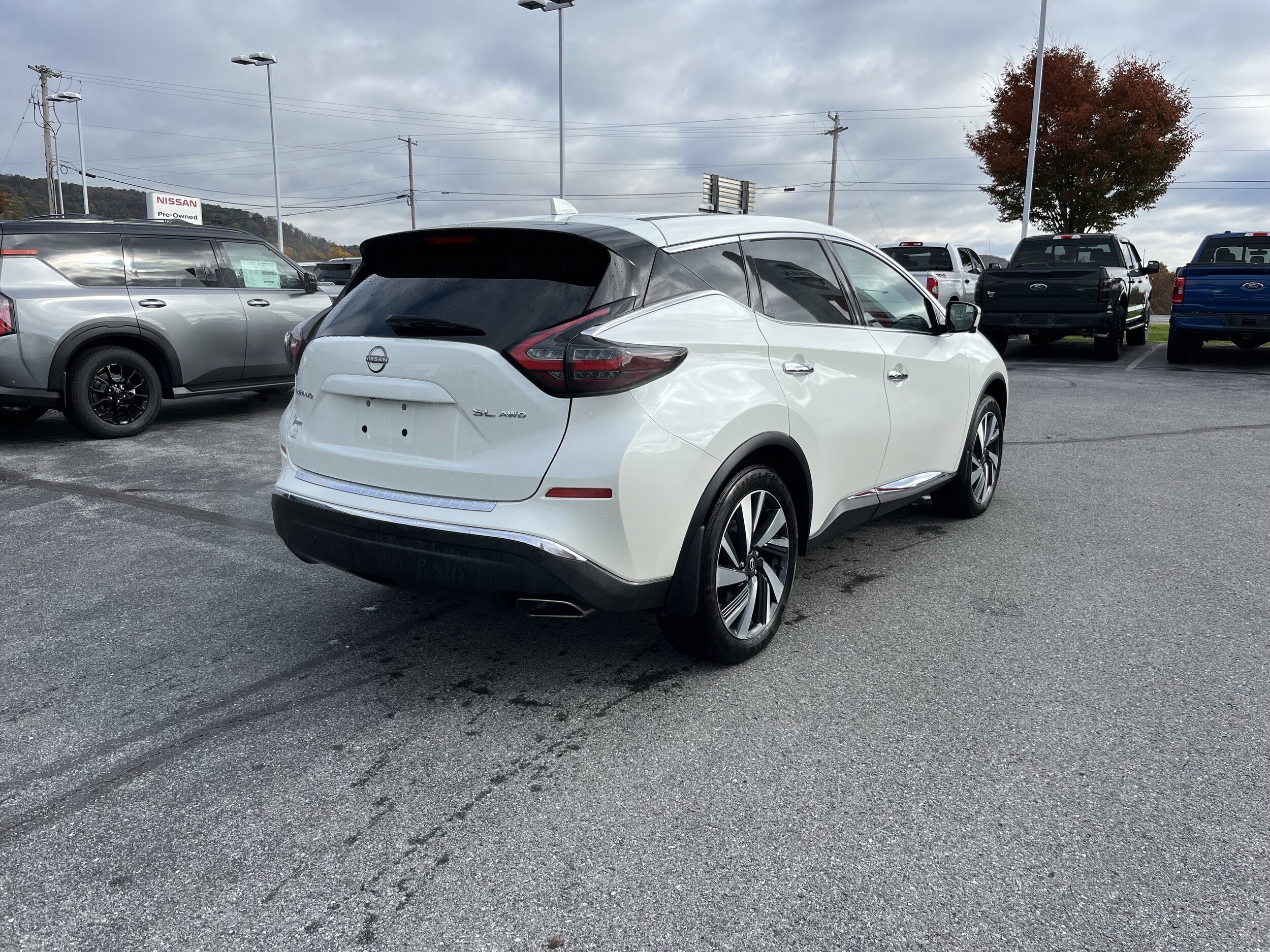 2024 Nissan Murano SL photo 3