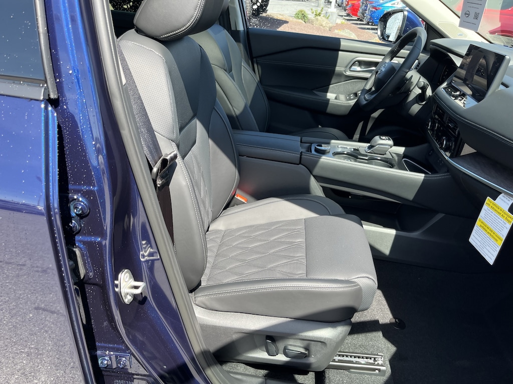 New 2026 Nissan Rogue Platinum SUV