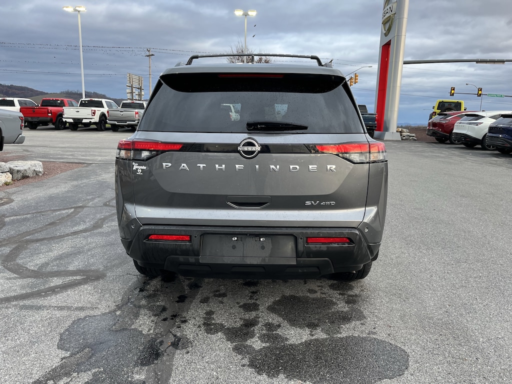 Used 2022 Nissan Pathfinder SV SUV