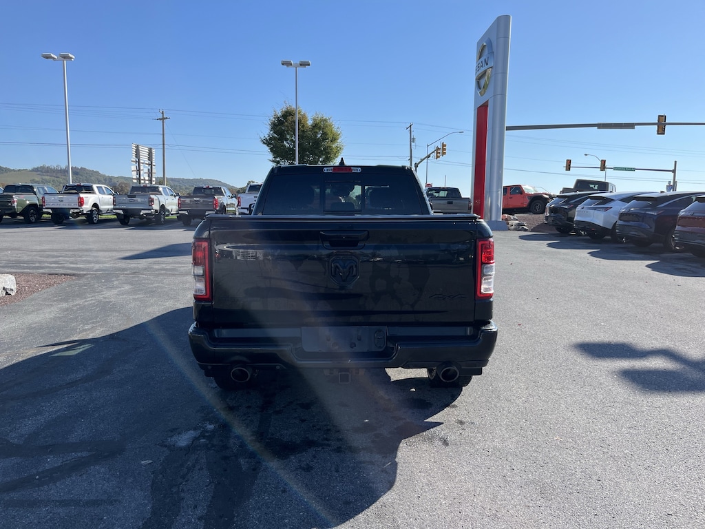Used 2022 Ram 1500 Big Horn/Lone Star Truck Crew Cab