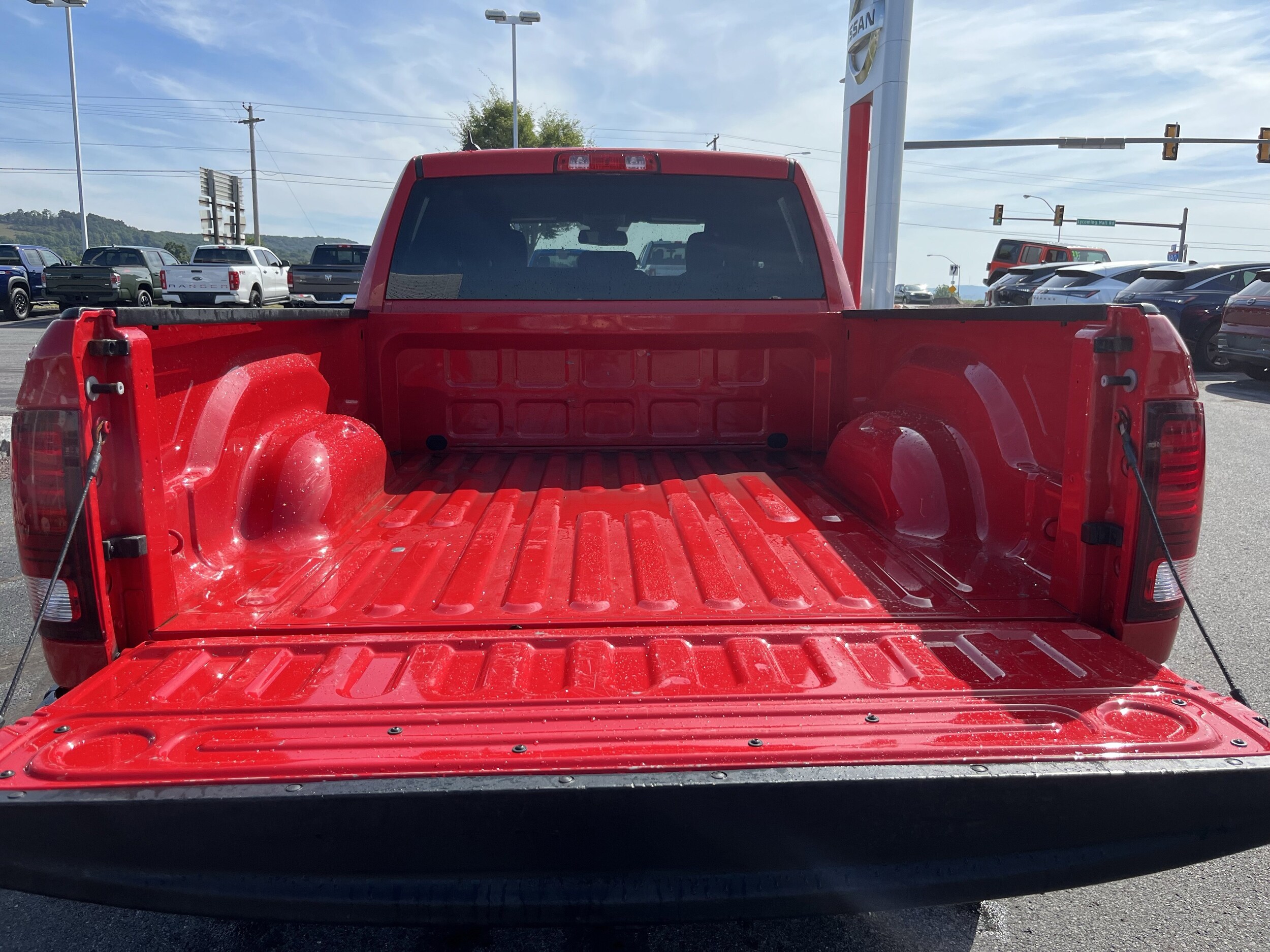2021 Ram 1500 Classic SLT photo 2