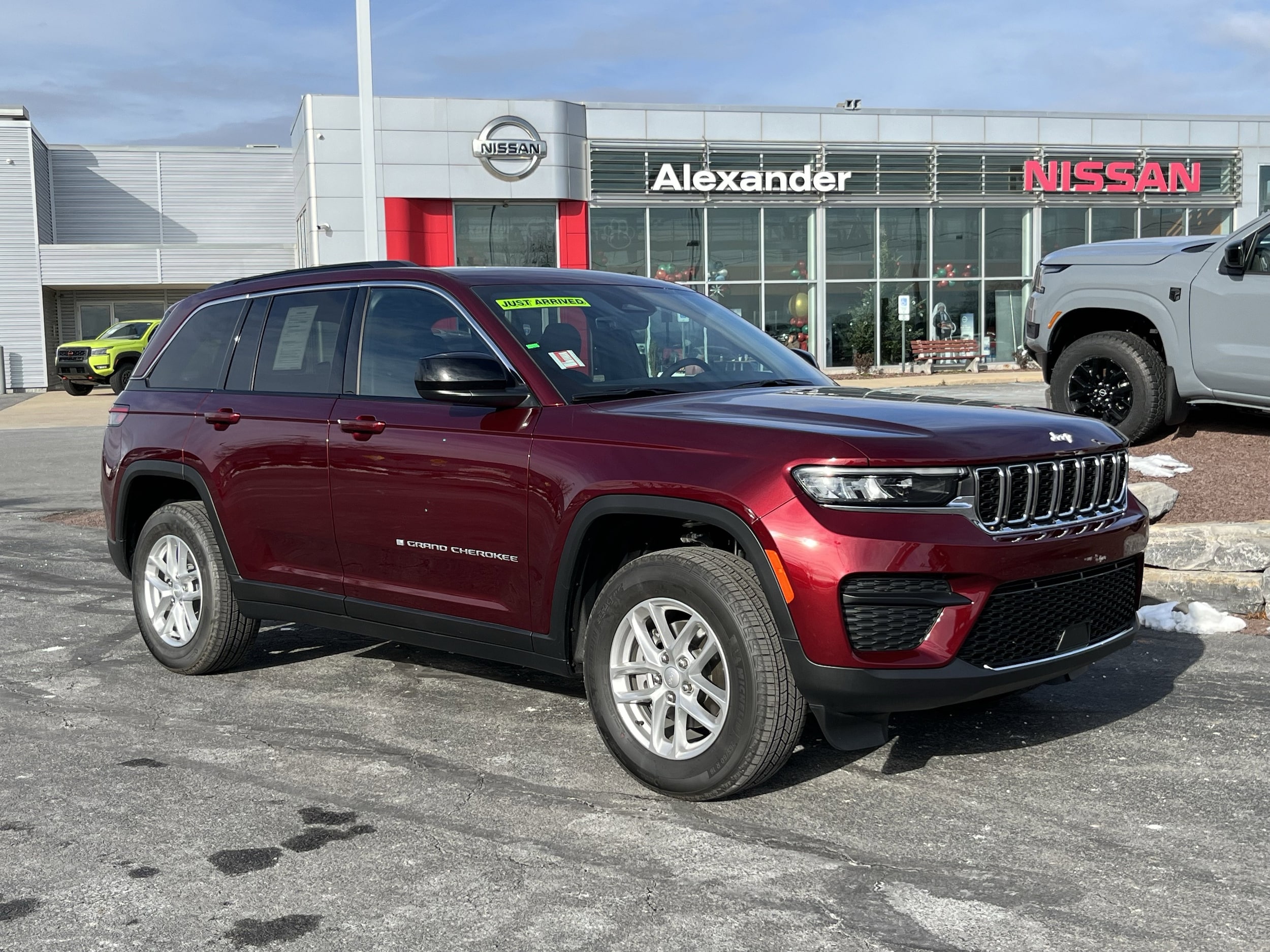 2025 Jeep Grand Cherokee Laredo's photo