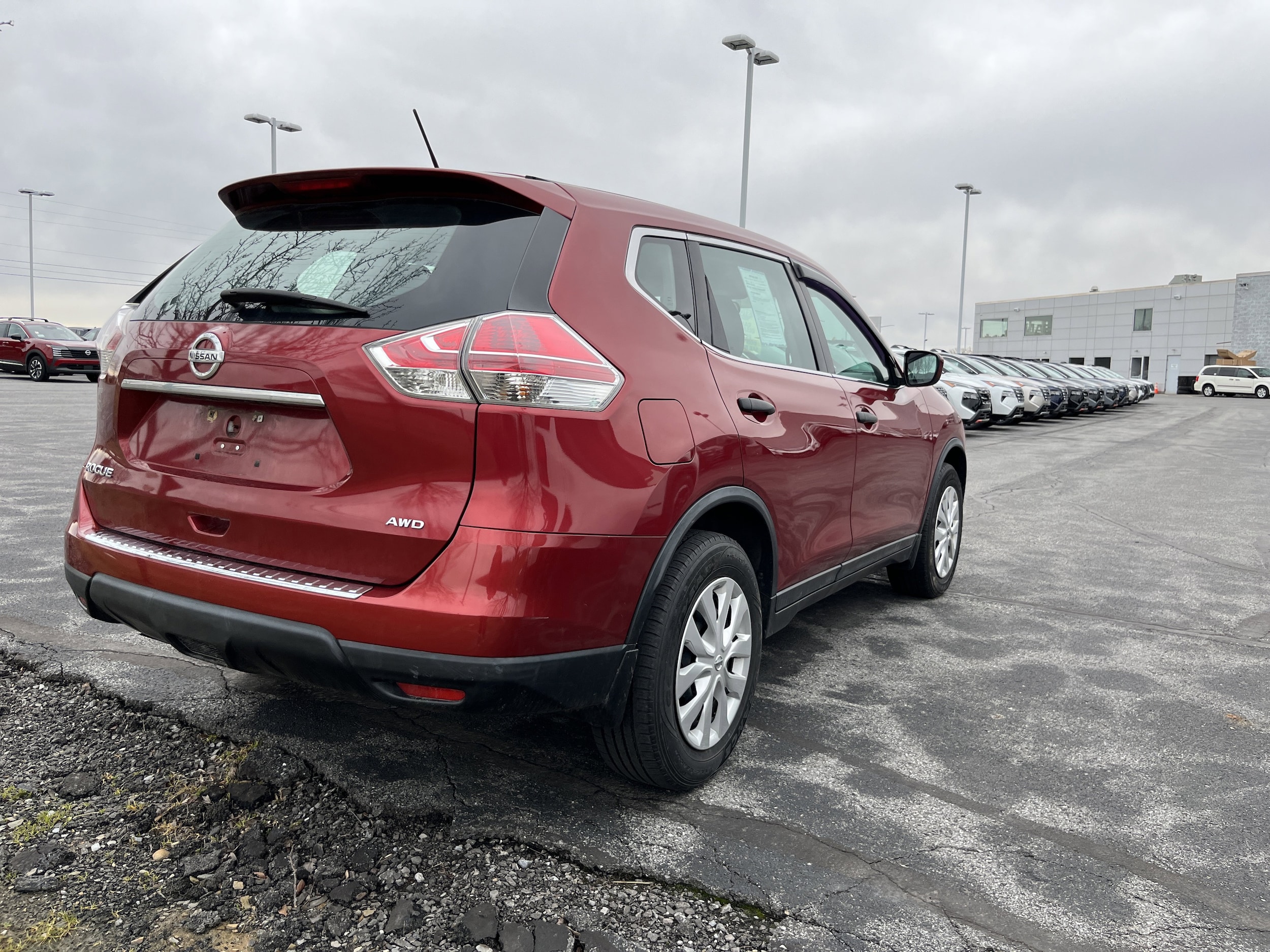 Used 2016 Nissan Rogue S with VIN 5N1AT2MV8GC829531 for sale in Montoursville, PA