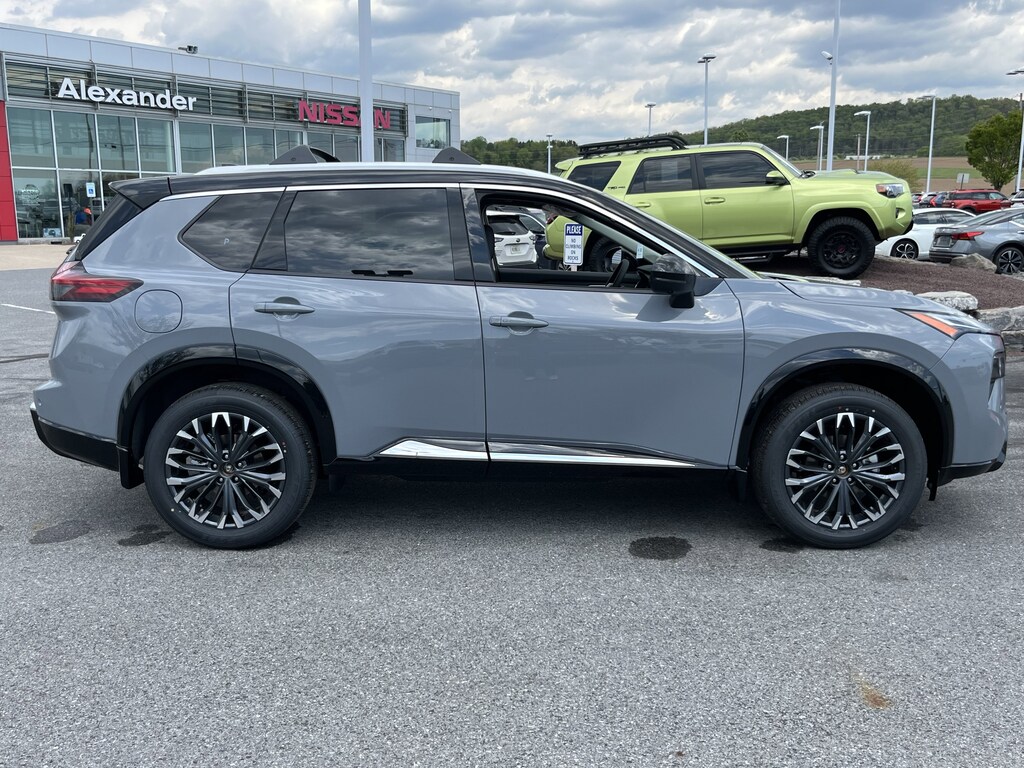 New 2026 Nissan Rogue Platinum SUV