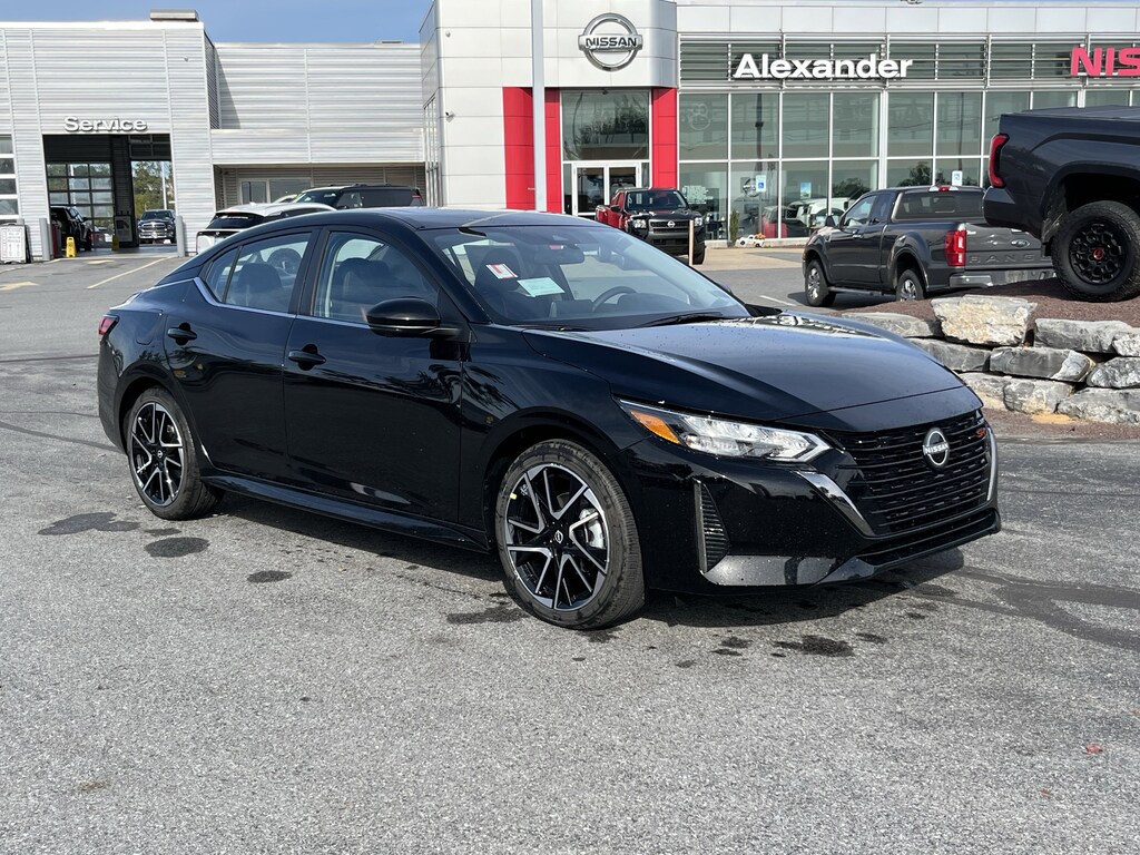 New 2025 Nissan Sentra SR Sedan