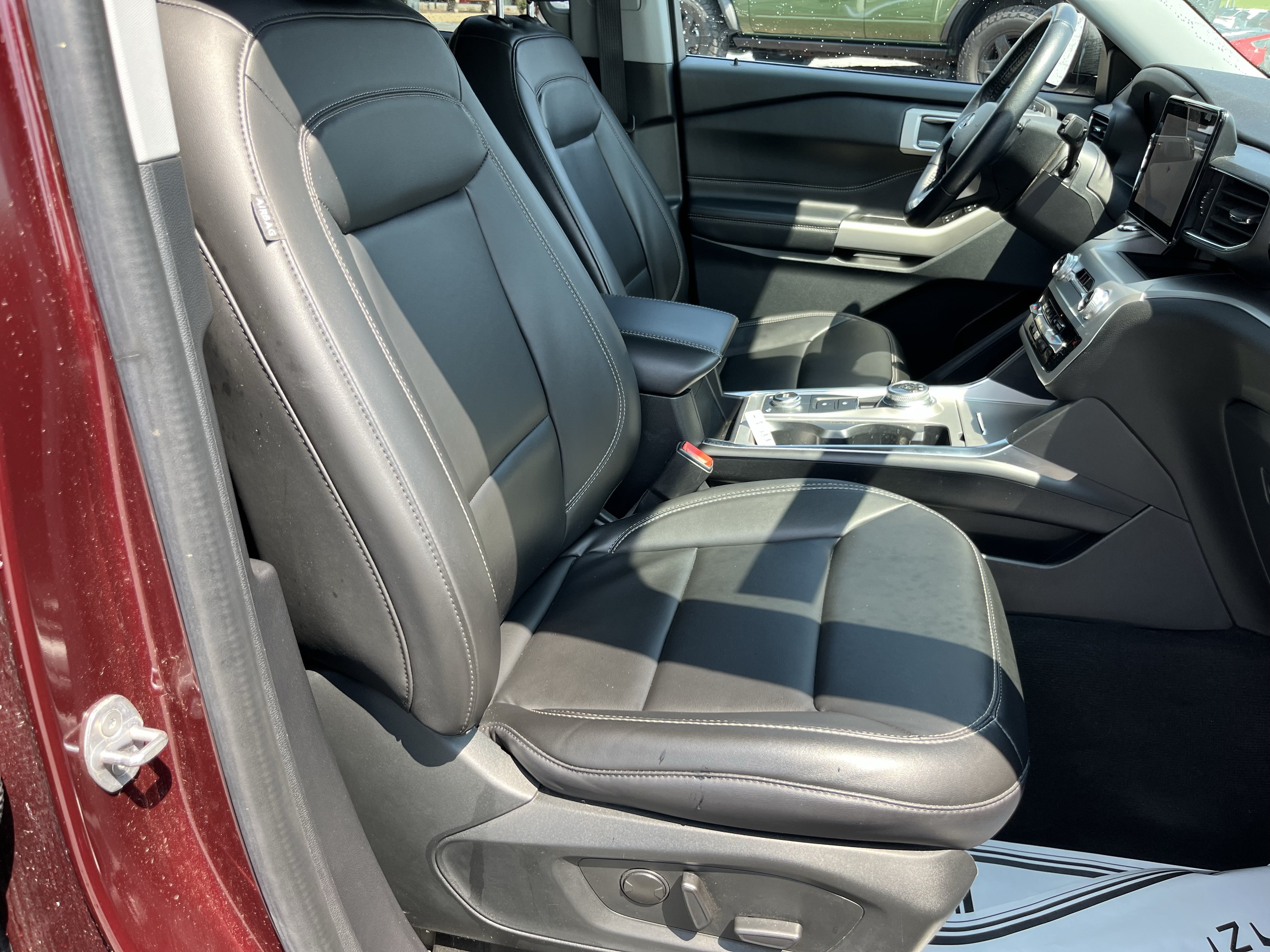 Used 2022 Ford Explorer XLT SUV