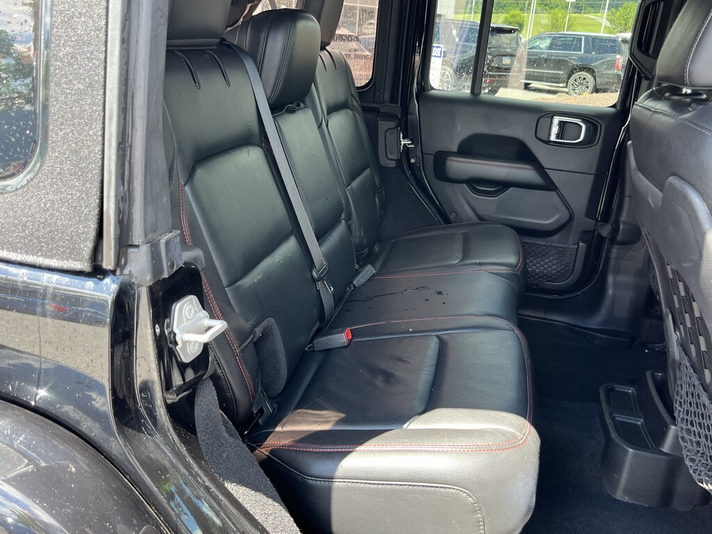 Used 2018 Jeep Wrangler Unlimited Rubicon 4x4 SUV