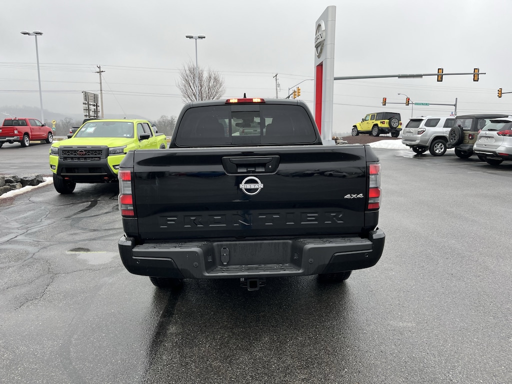 New 2026 Nissan Frontier SV Truck Crew Cab