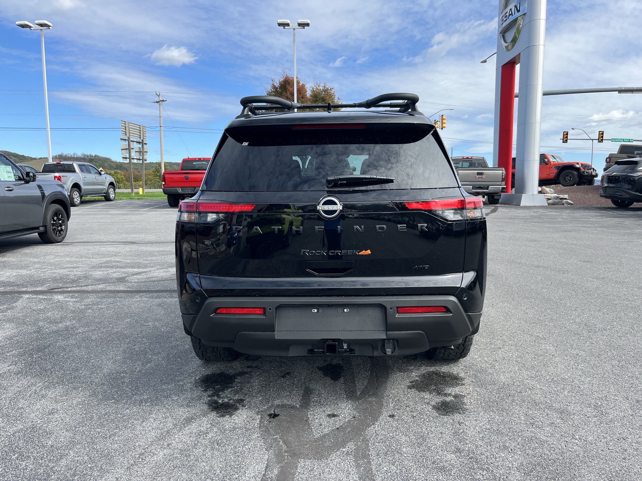 2025 Nissan Pathfinder Rock Creek photo 4