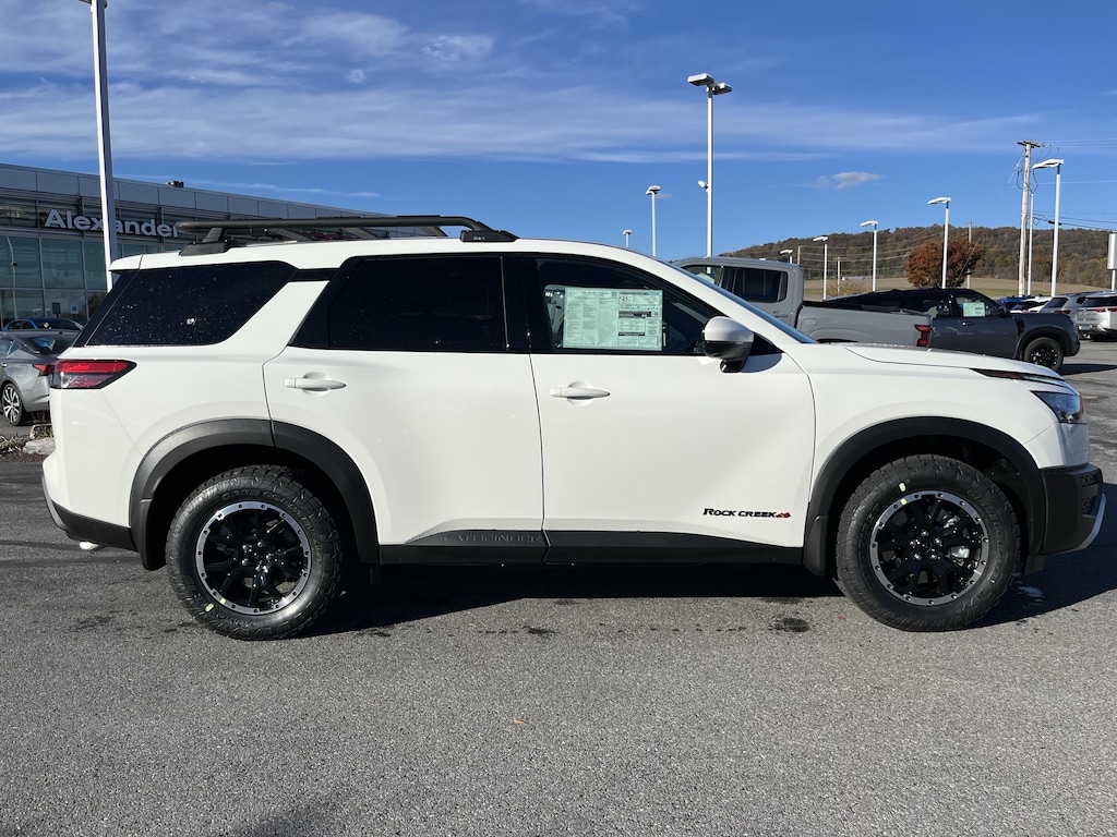 New 2025 Nissan Pathfinder Rock Creek SUV