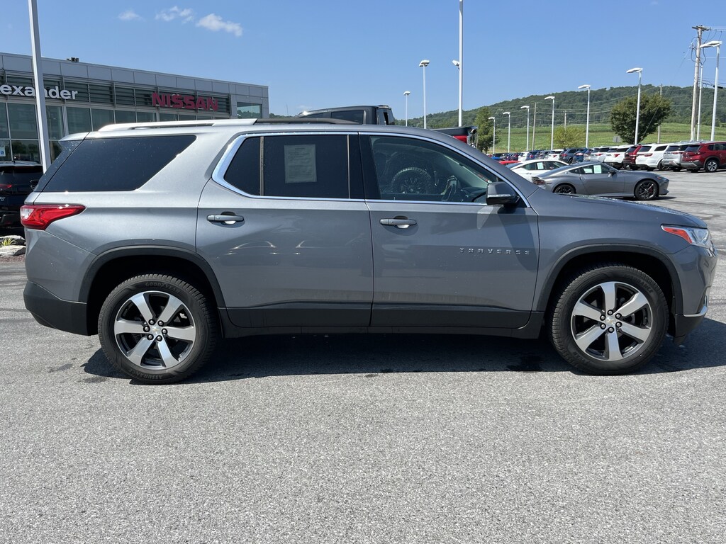 Used 2018 Chevrolet Traverse LT Leather SUV