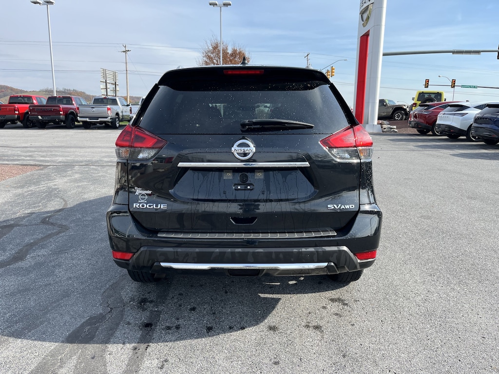 Used 2018 Nissan Rogue SV SUV