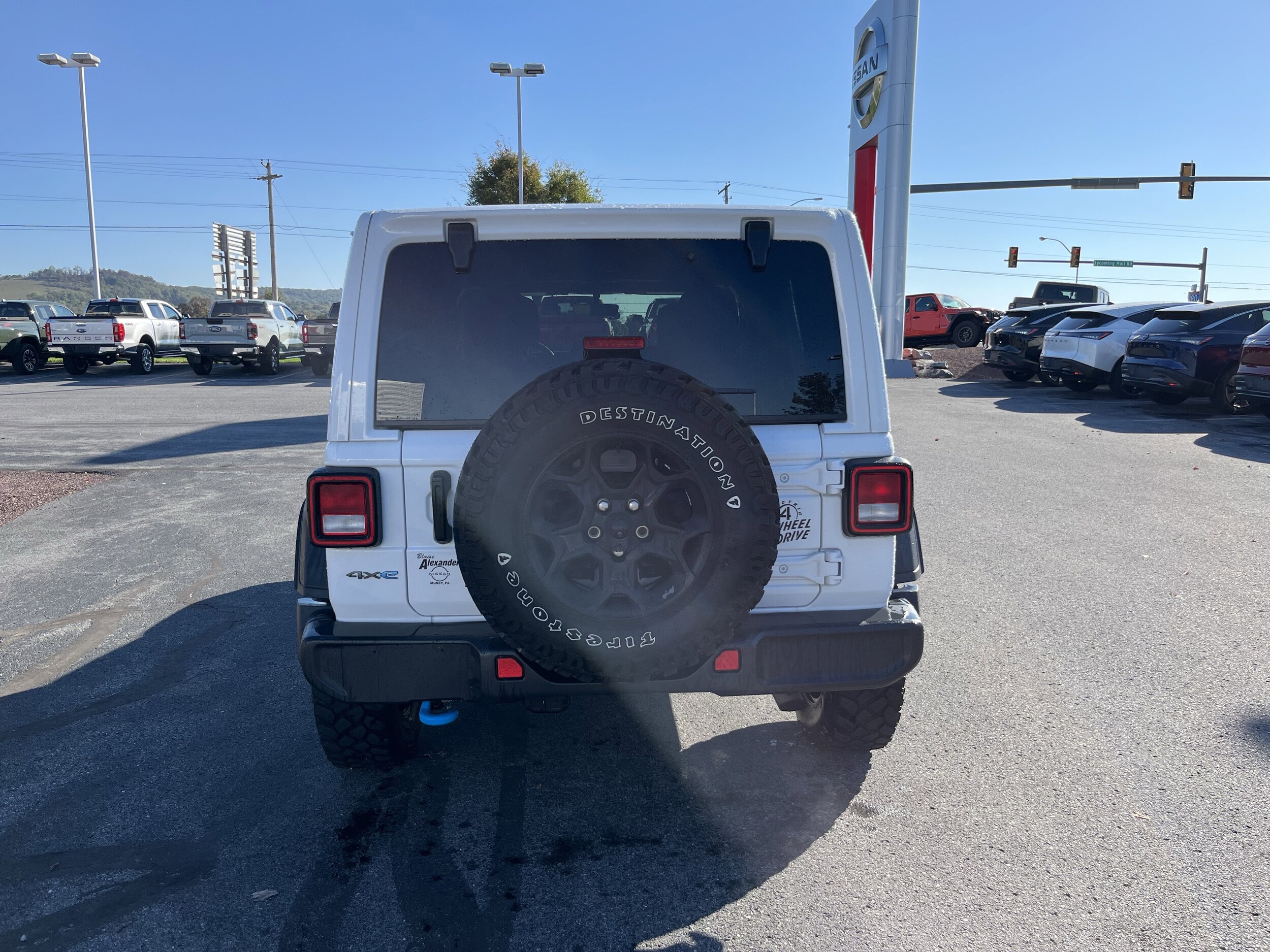 2023 Jeep Wrangler 4xe Willys photo 4