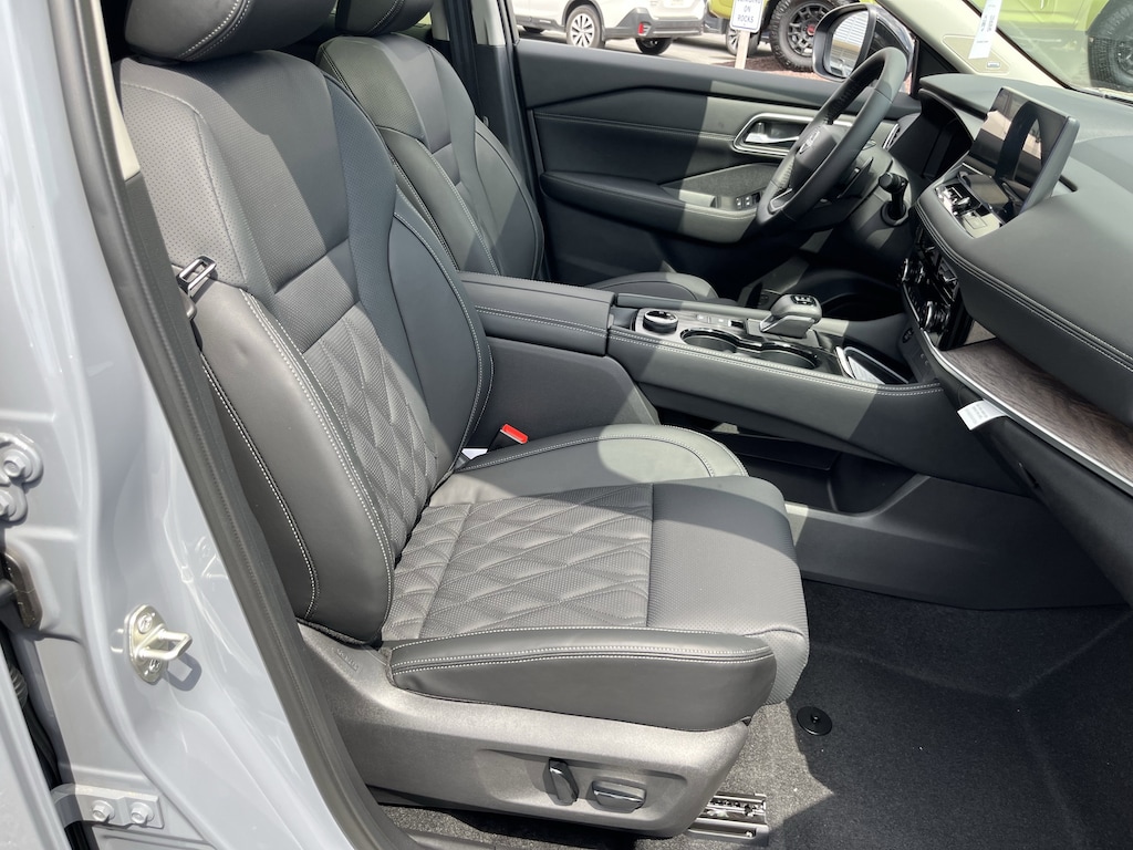 New 2026 Nissan Rogue Platinum SUV