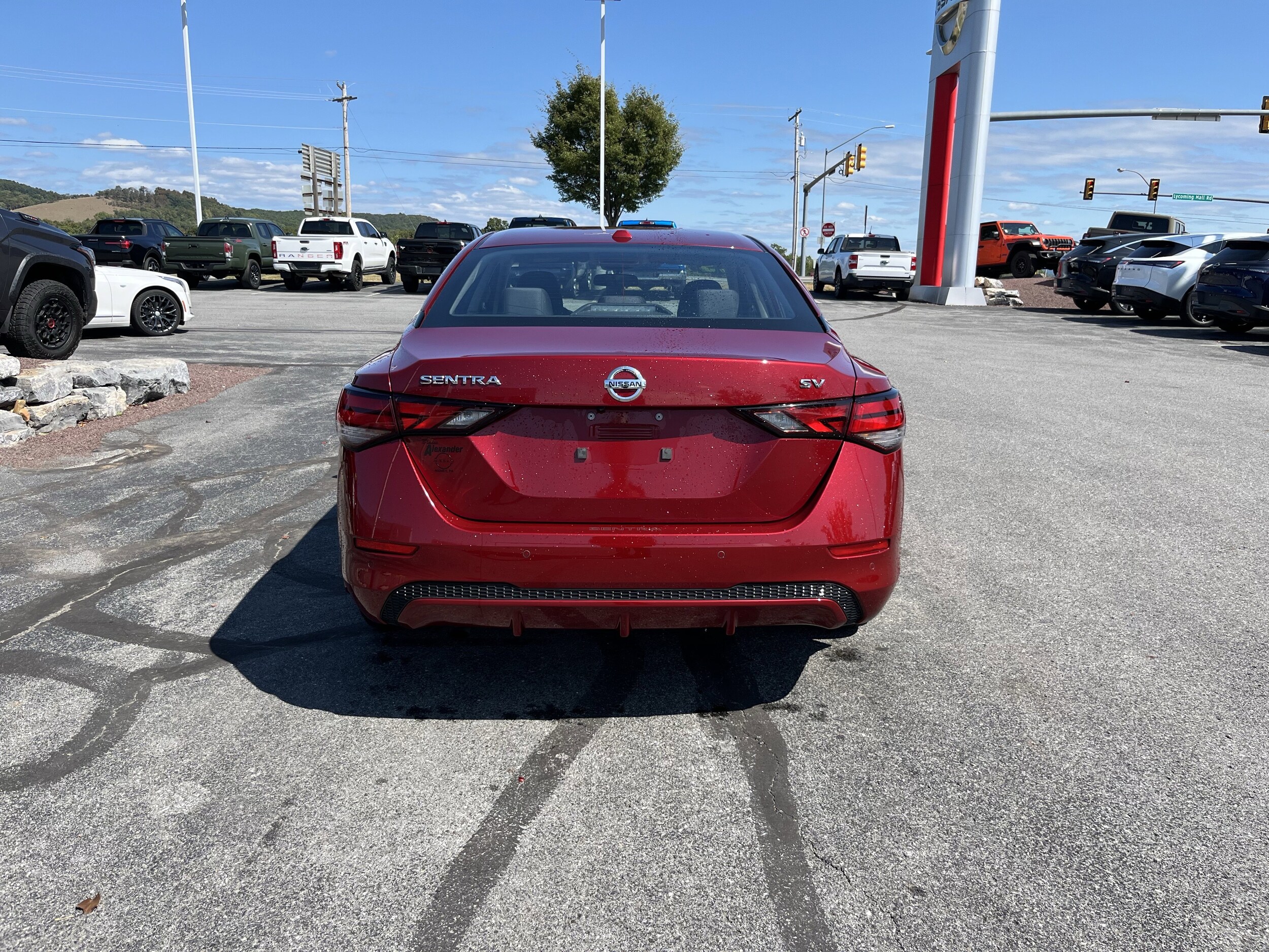 2023 Nissan Sentra SV photo 2
