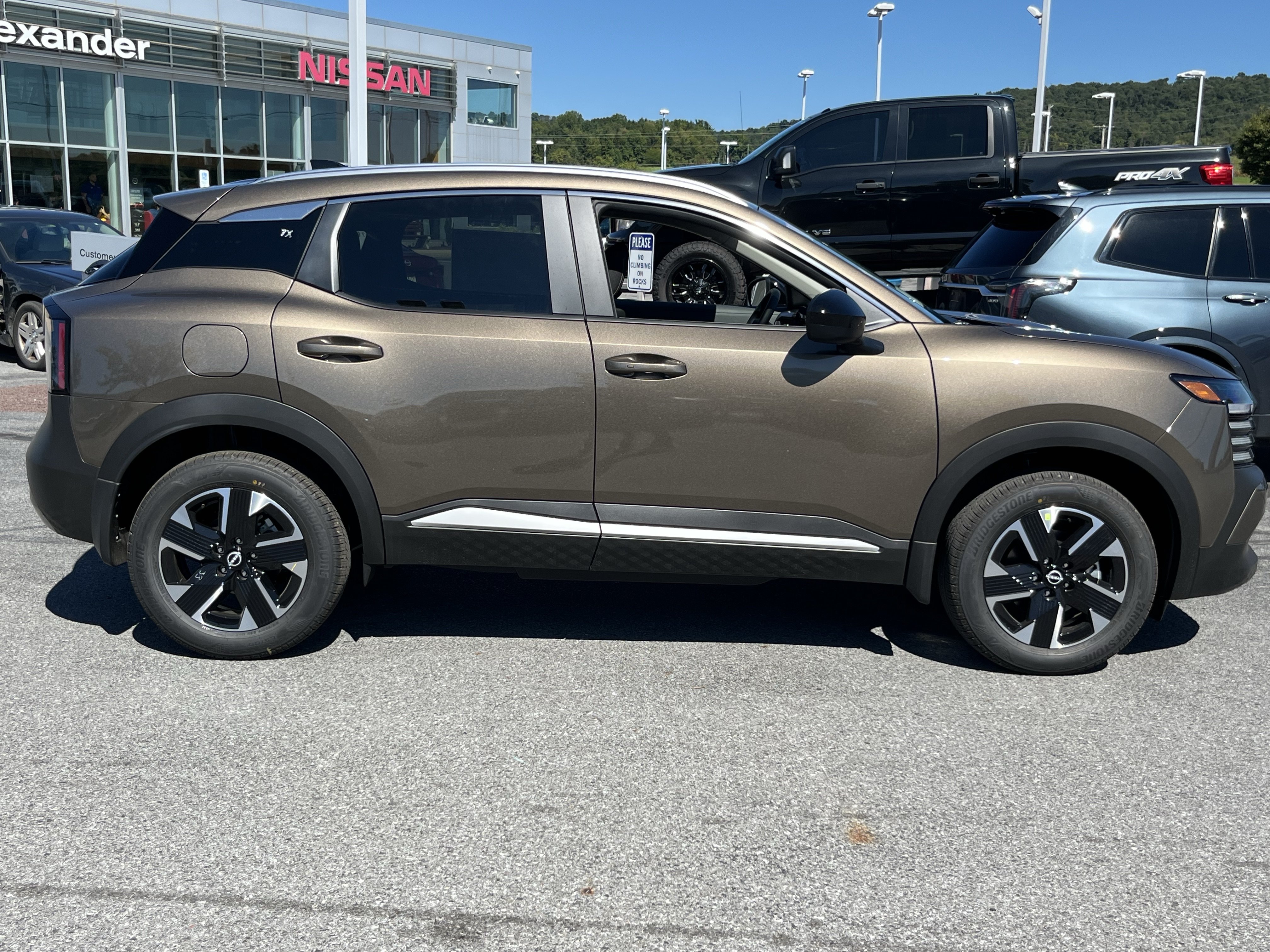 New 2027 Nissan Kicks SV SUV