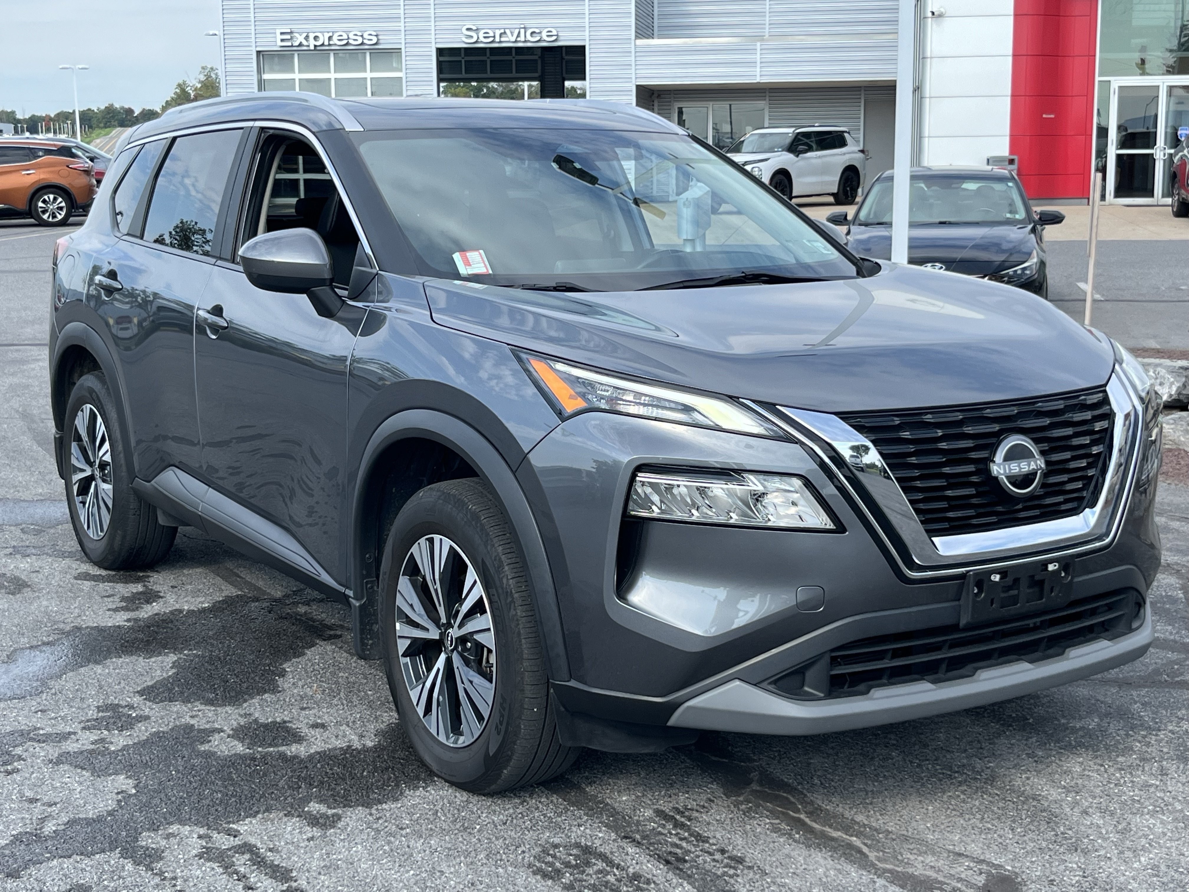  Nissan Rogue