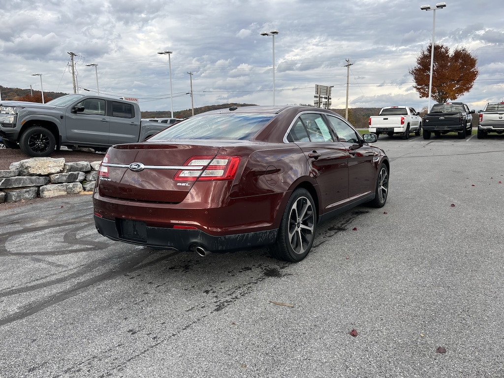 Used 2015 Ford Taurus SEL Sedan